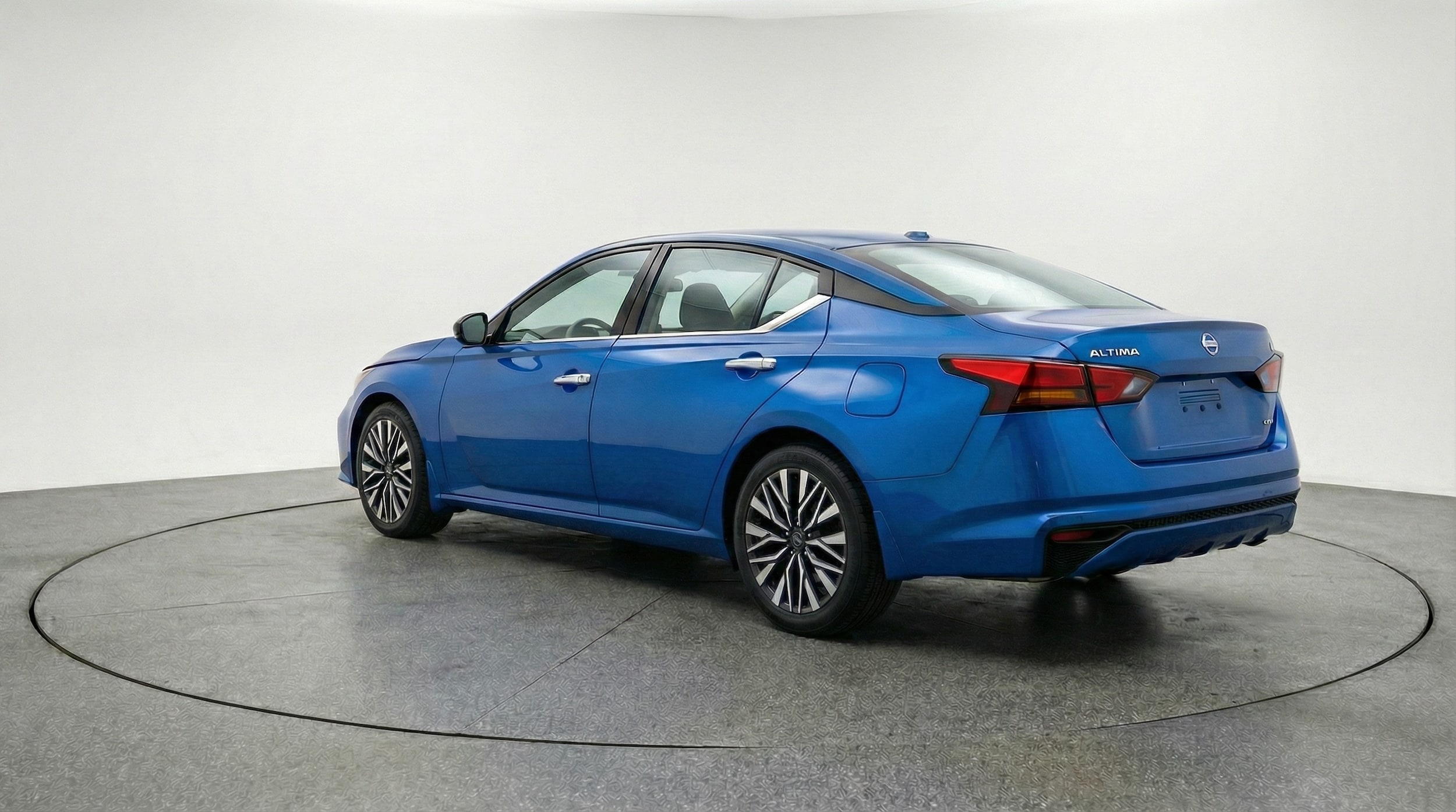 Thumbnail: 2025 Nissan Altima - 5