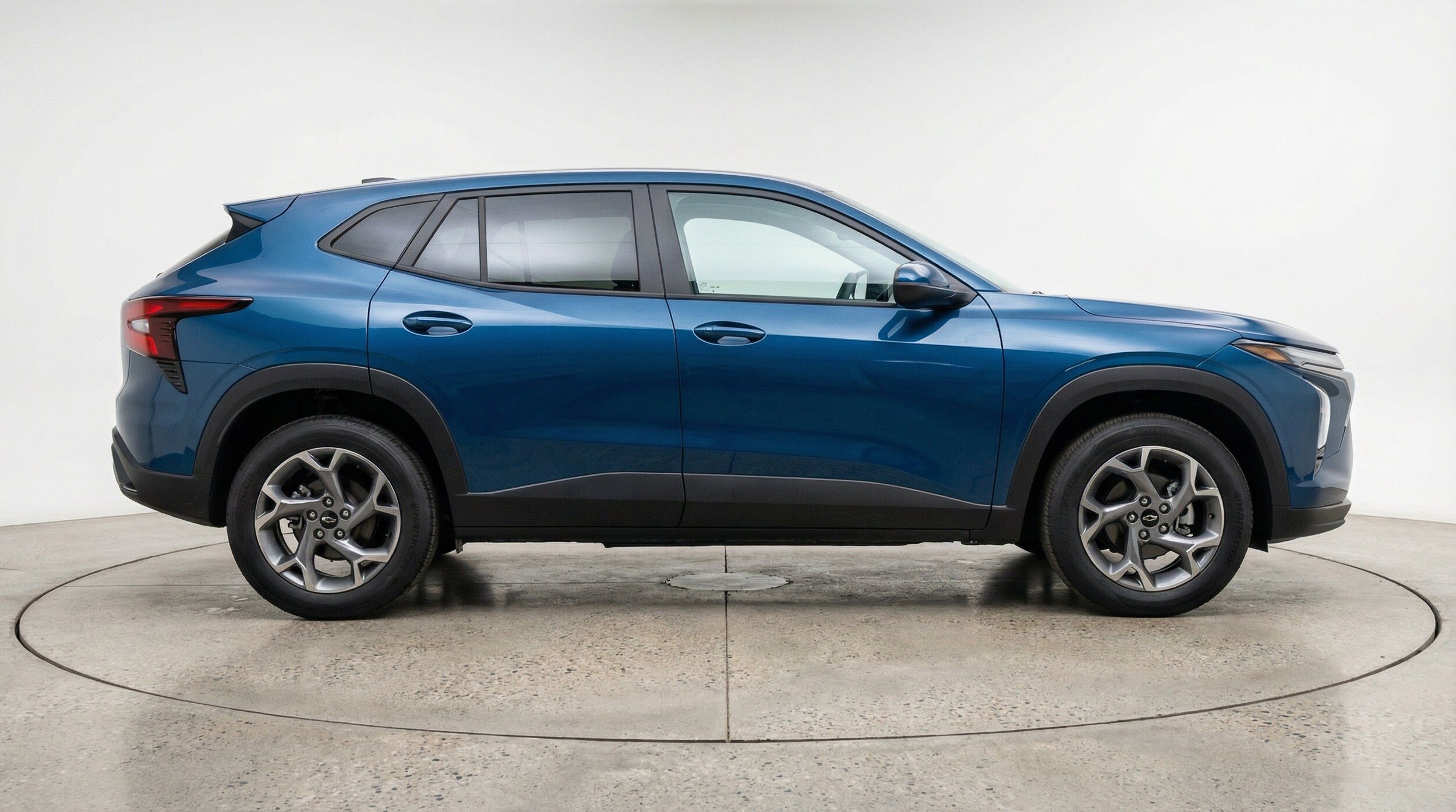Thumbnail: 2025 Chevrolet Trax - 11