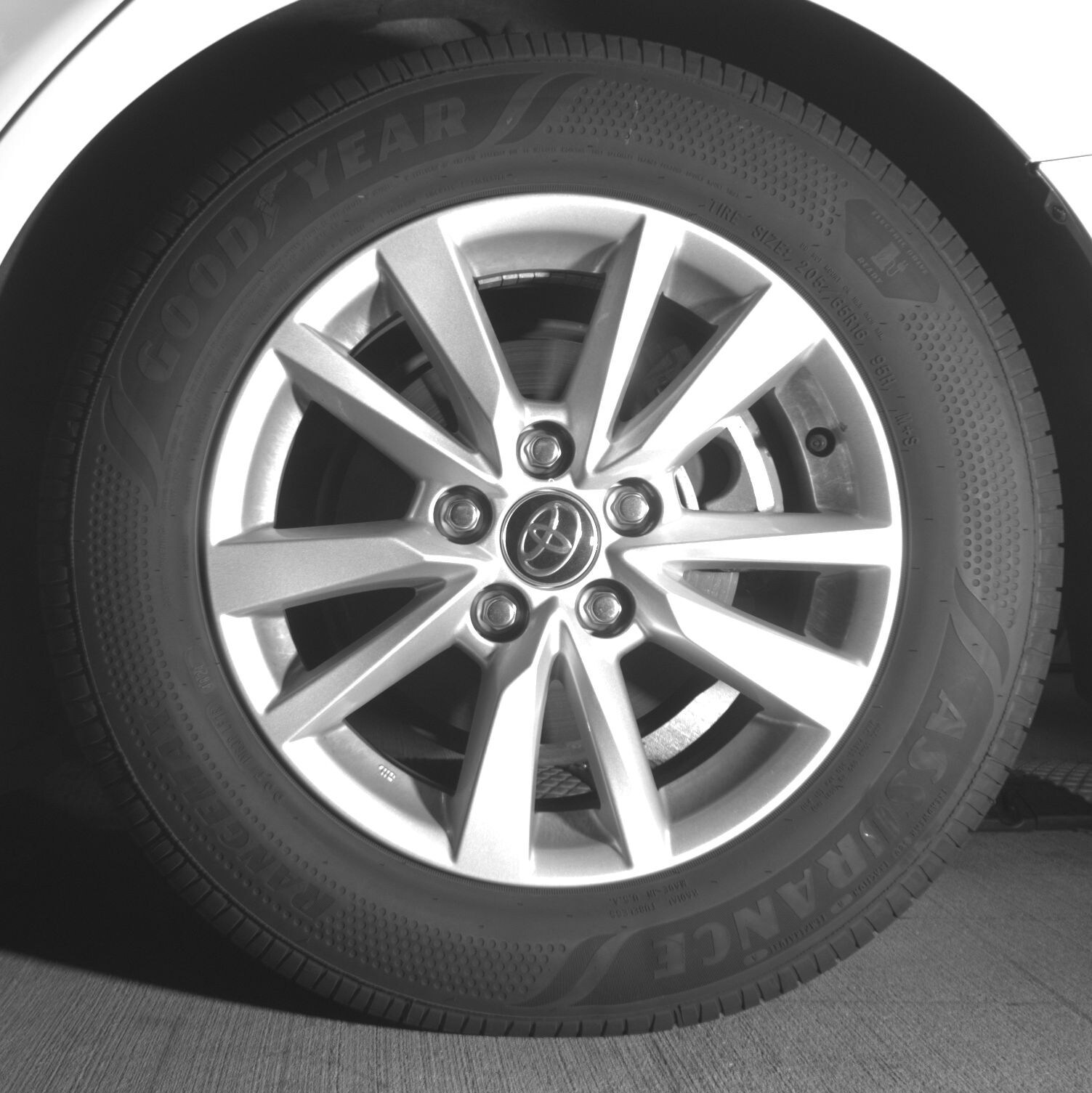 Thumbnail: 2025 Toyota Camry - 11