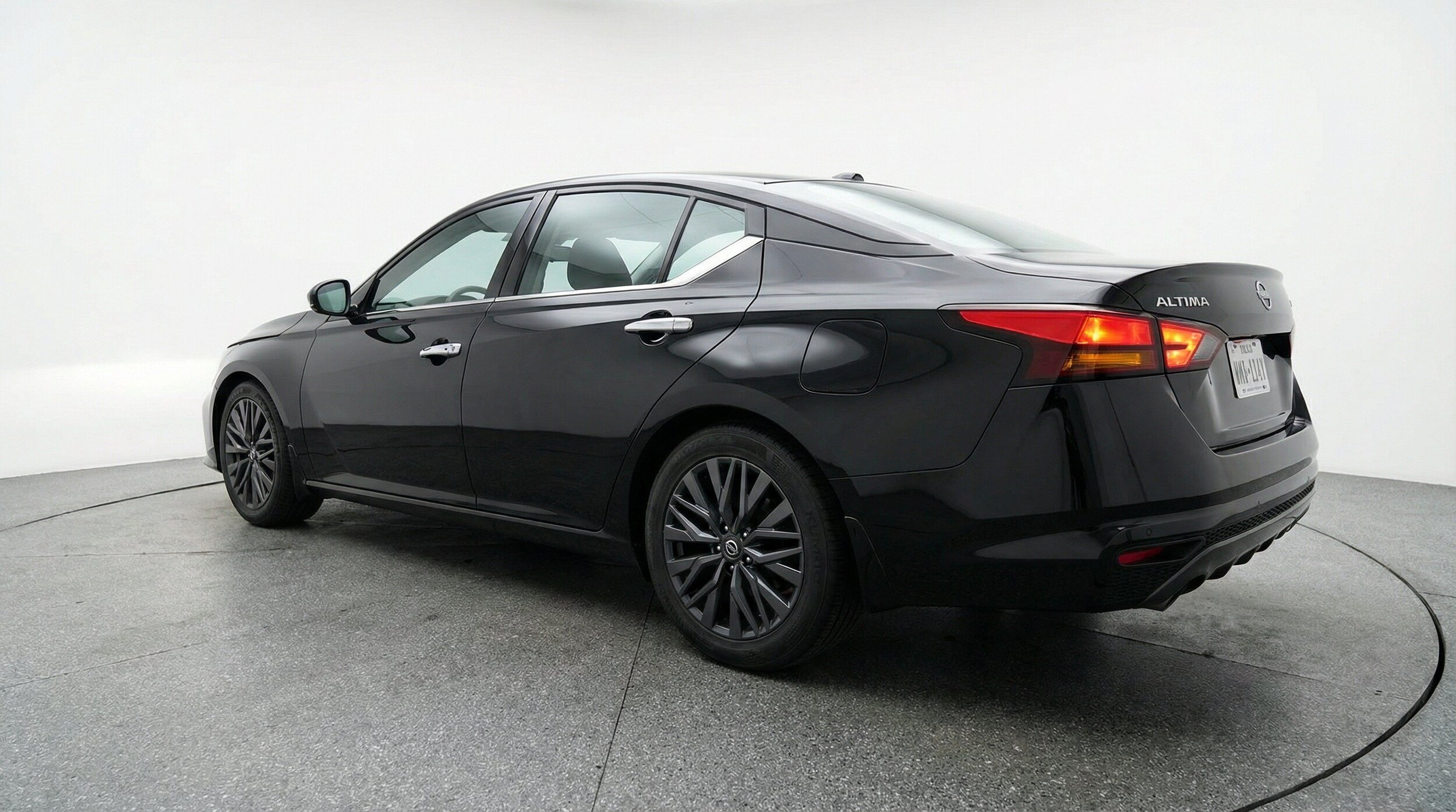 Thumbnail: 2025 Nissan Altima - 6