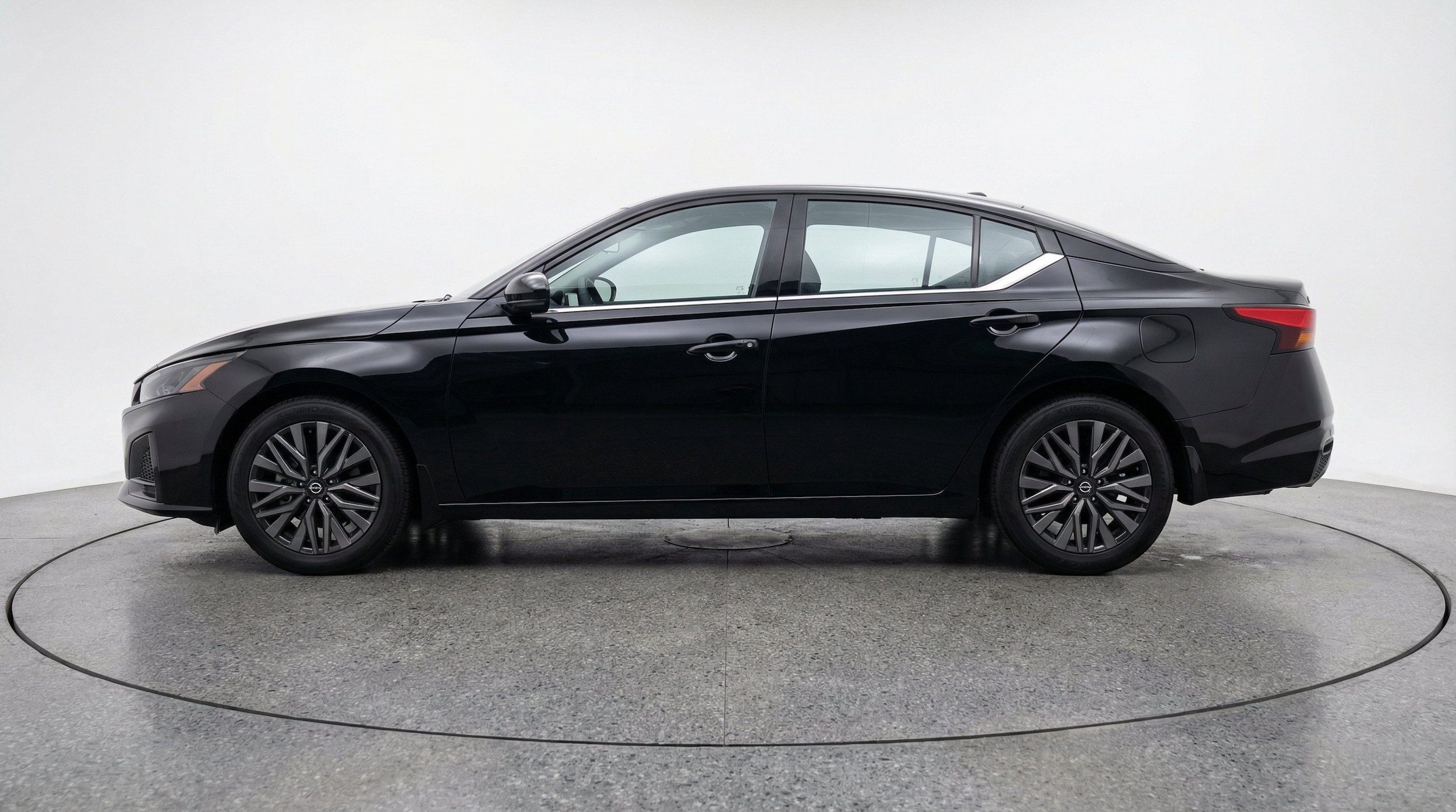 Thumbnail: 2026 Nissan Altima - 5