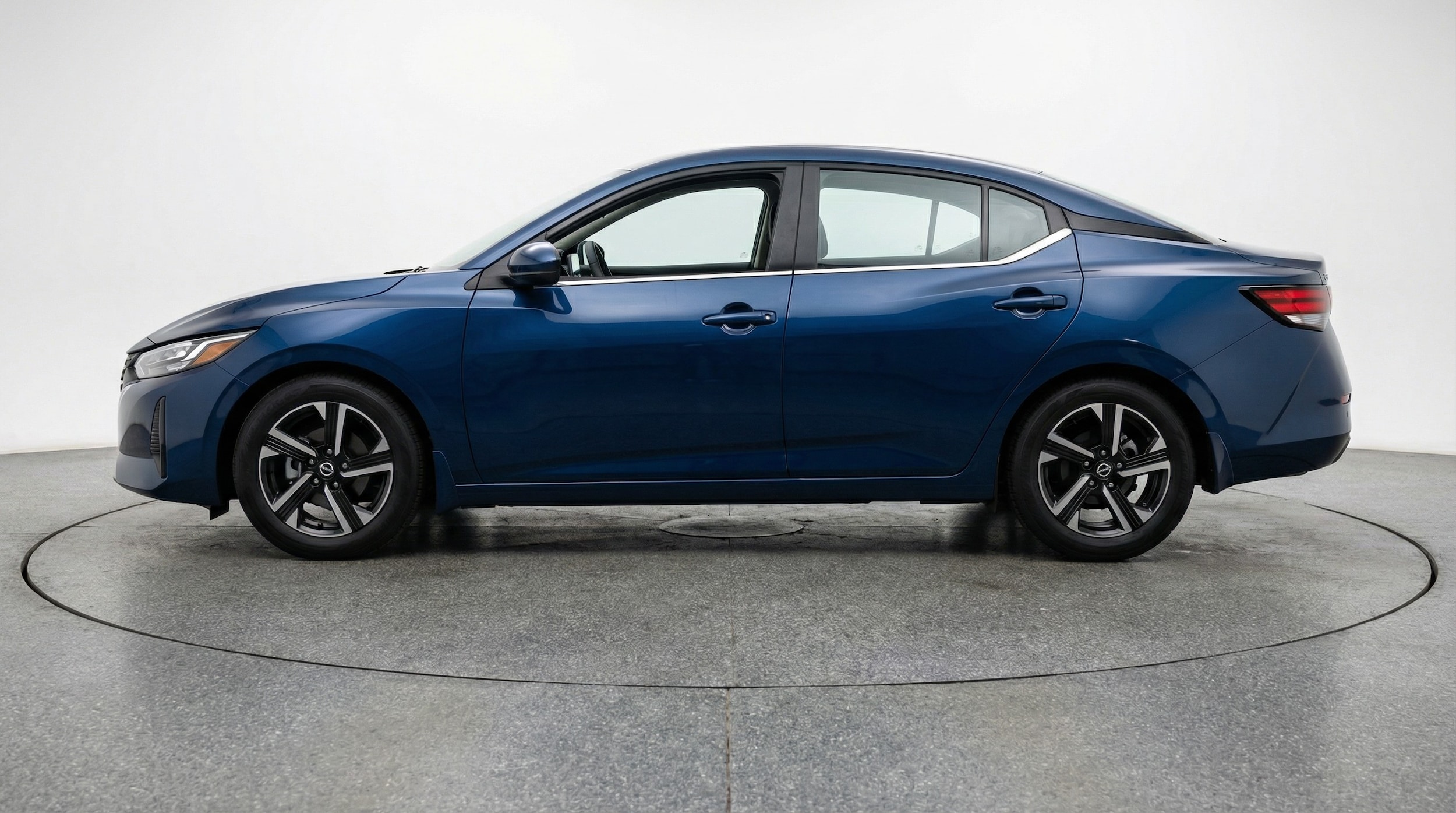 Thumbnail: 2025 Nissan Sentra - 4