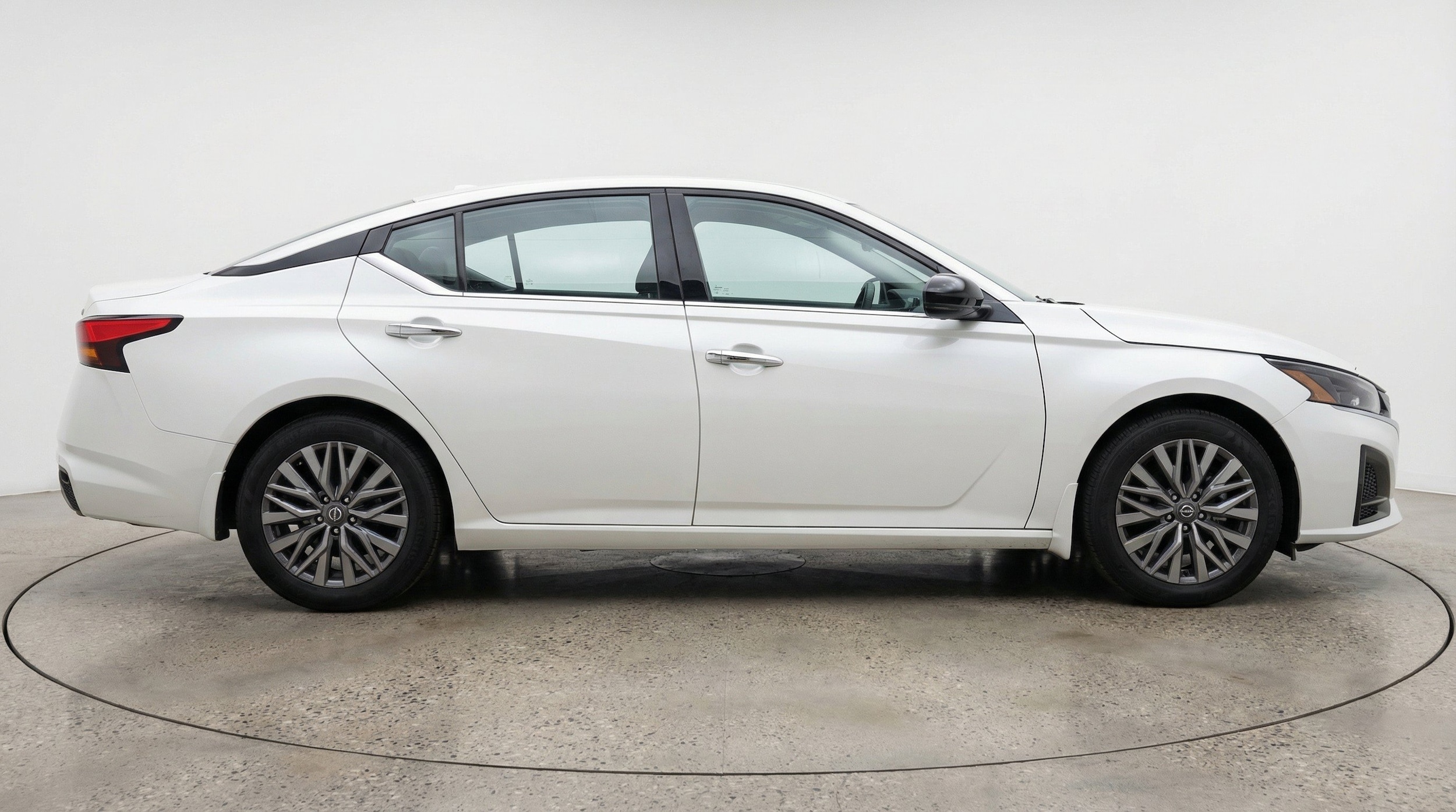 Thumbnail: 2025 Nissan Altima - 11