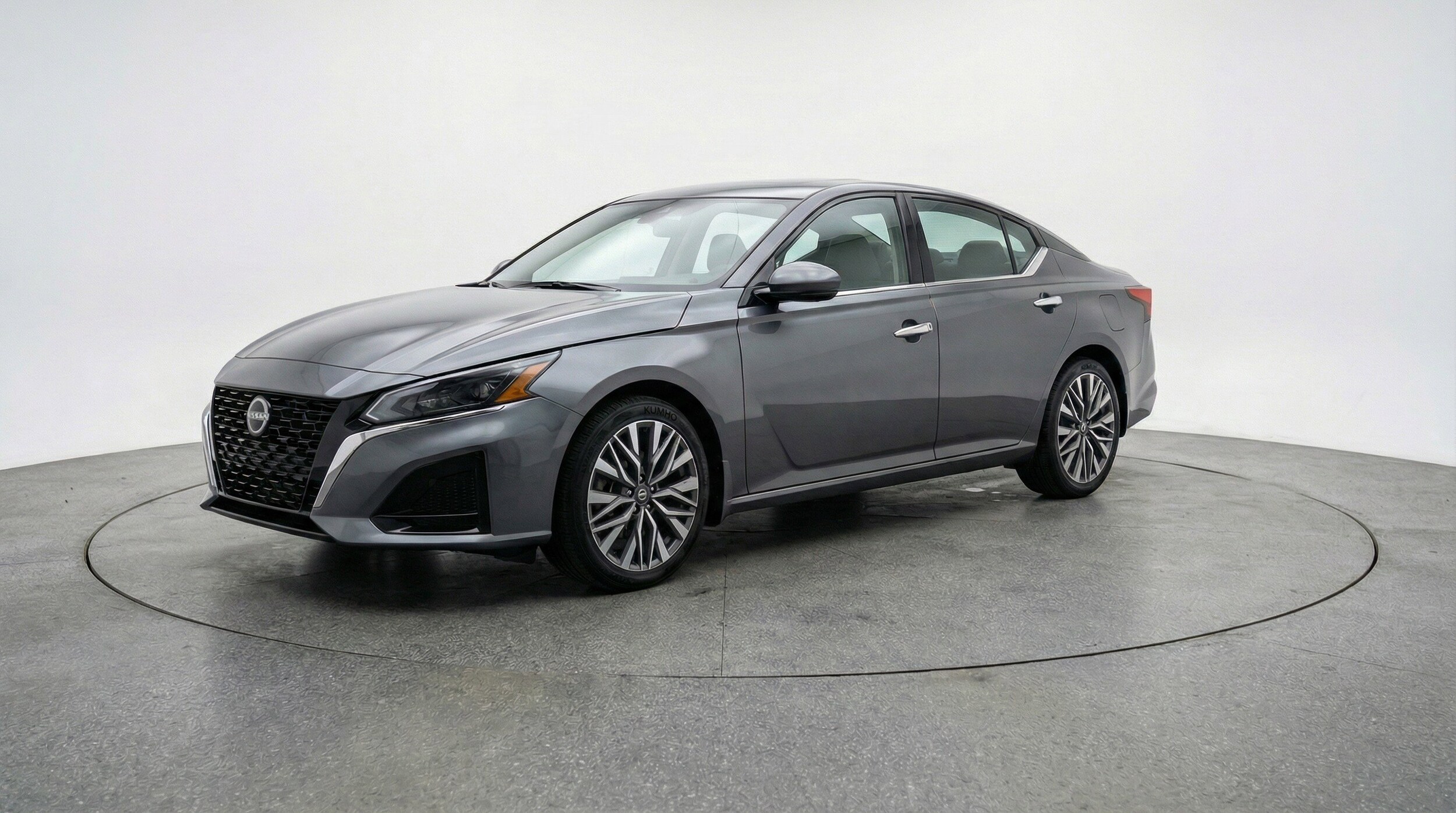 Thumbnail: 2025 Nissan Altima - 3