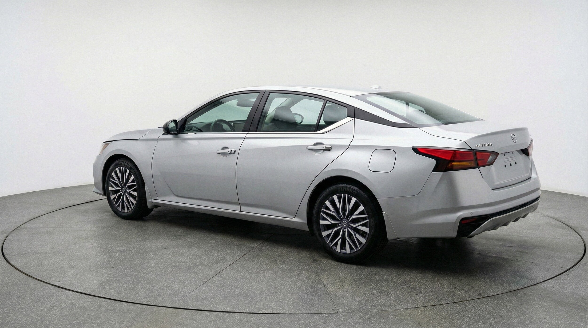 Thumbnail: 2025 Nissan Altima - 6