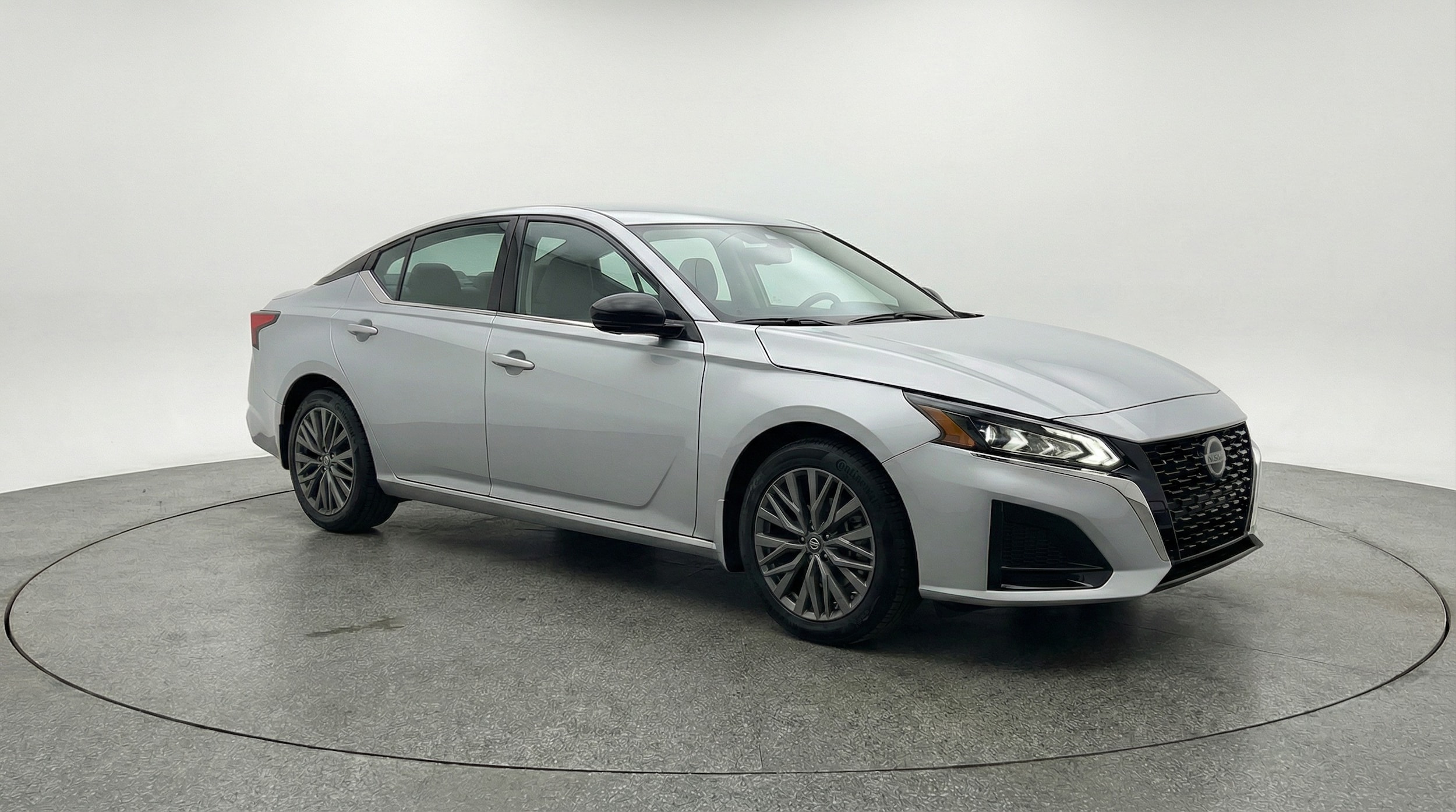 Thumbnail: 2025 Nissan Altima - 1