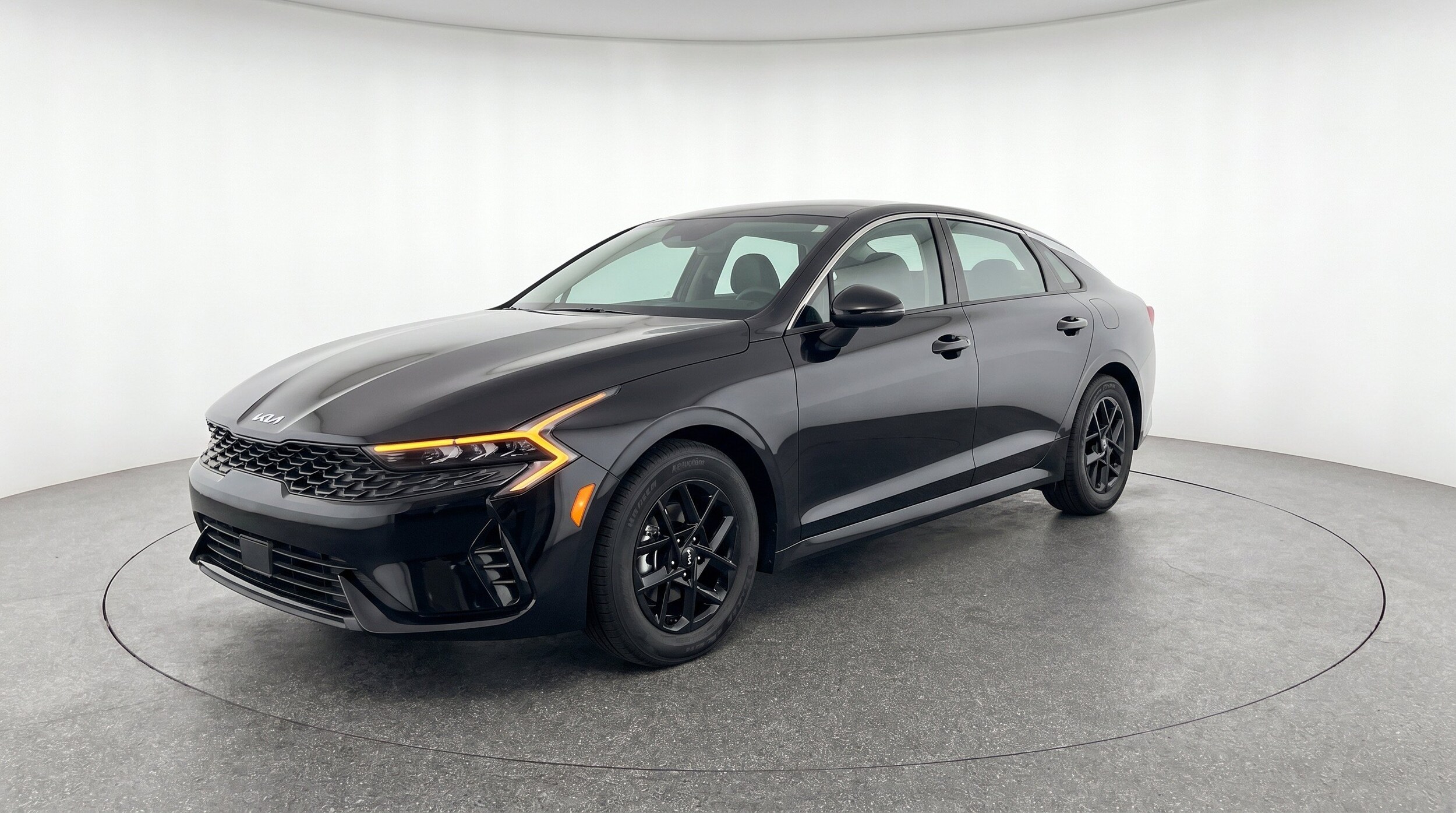 Thumbnail: 2025 Kia K5 - 3