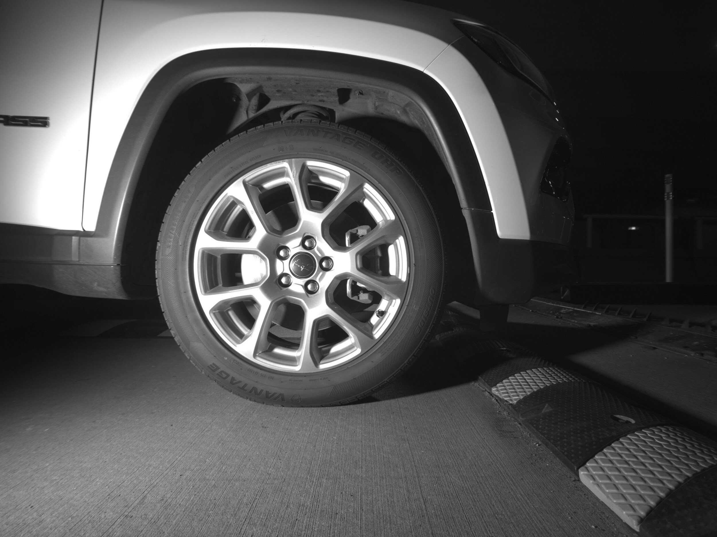 Thumbnail: 2025 Jeep Compass - 13