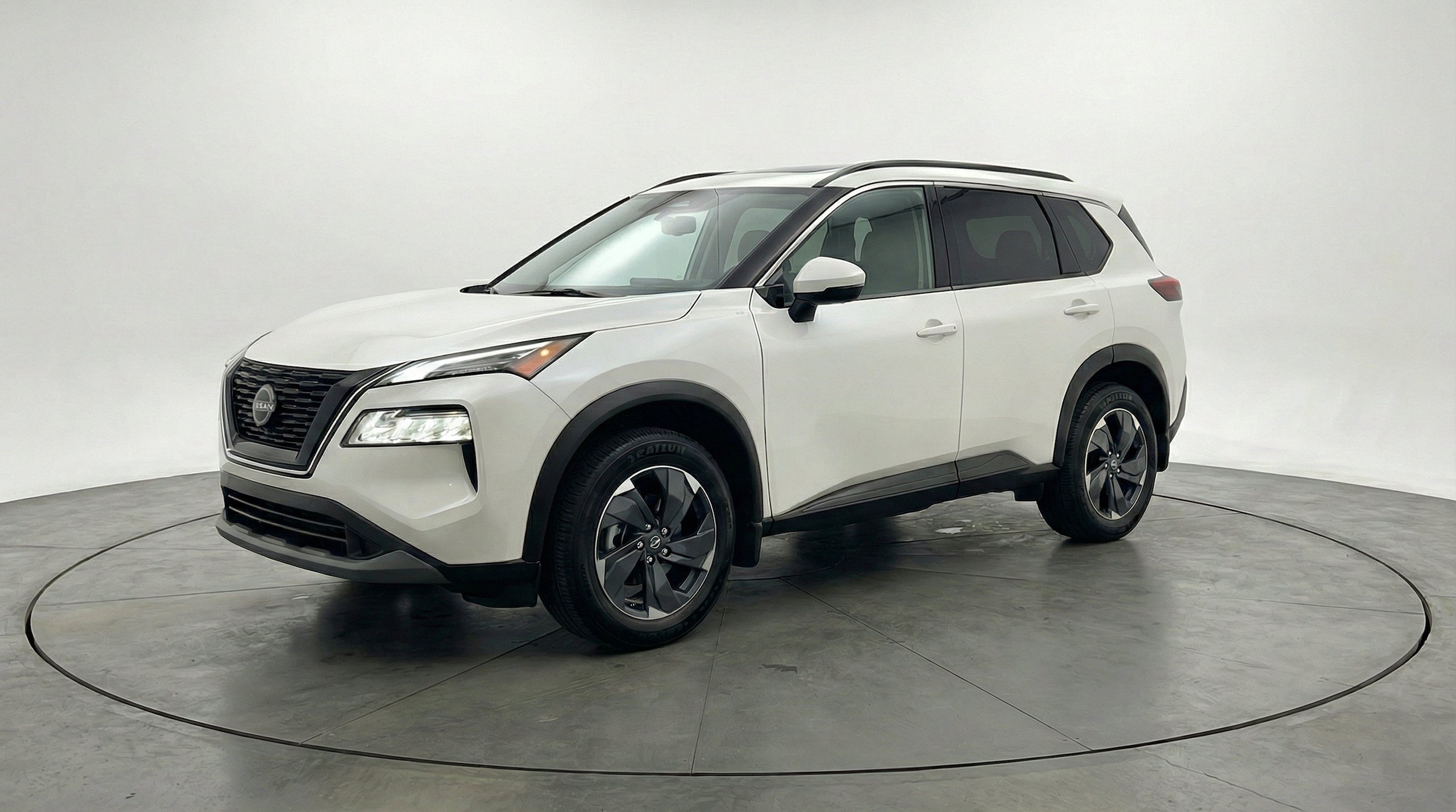Thumbnail: 2025 Nissan Rogue - 3
