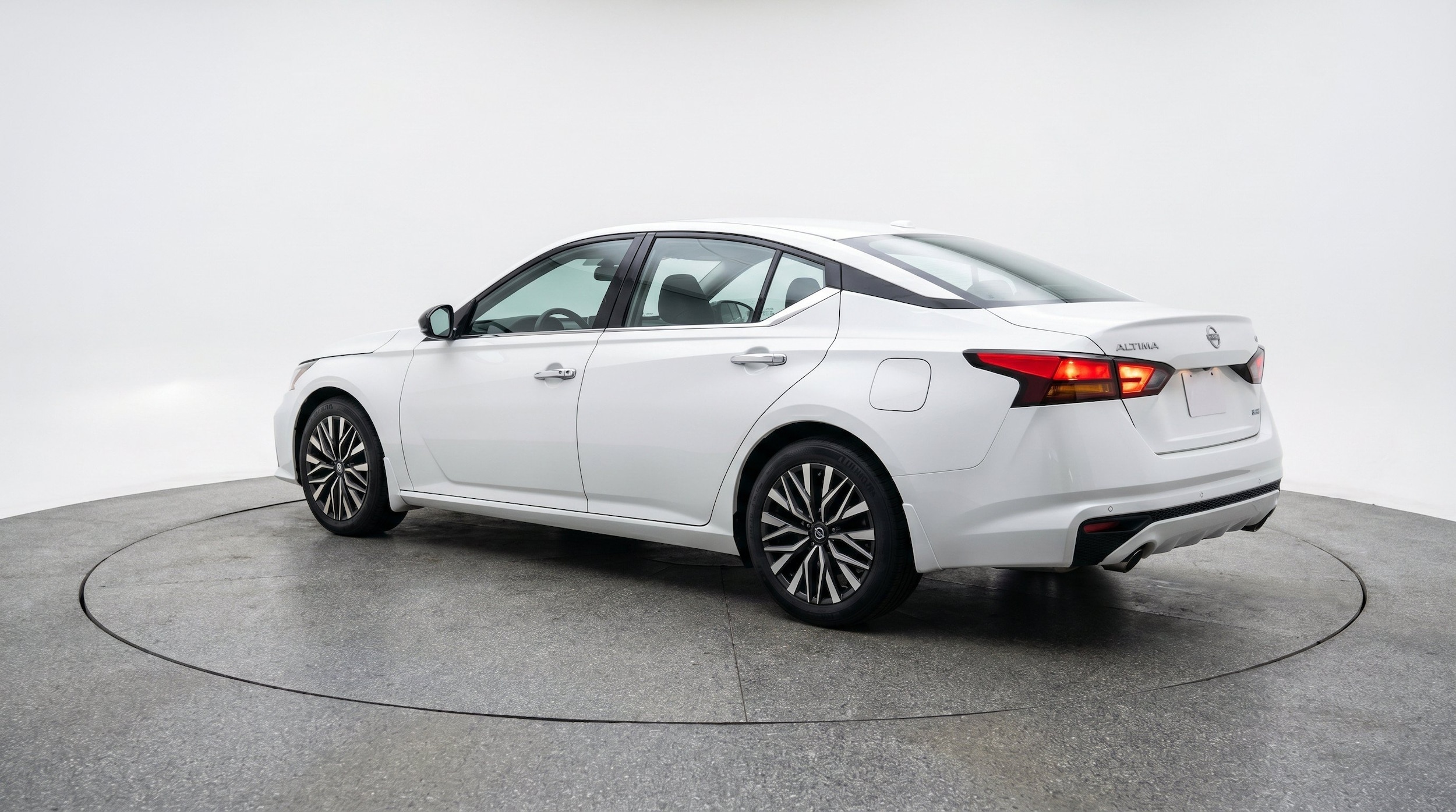 Thumbnail: 2025 Nissan Altima - 6