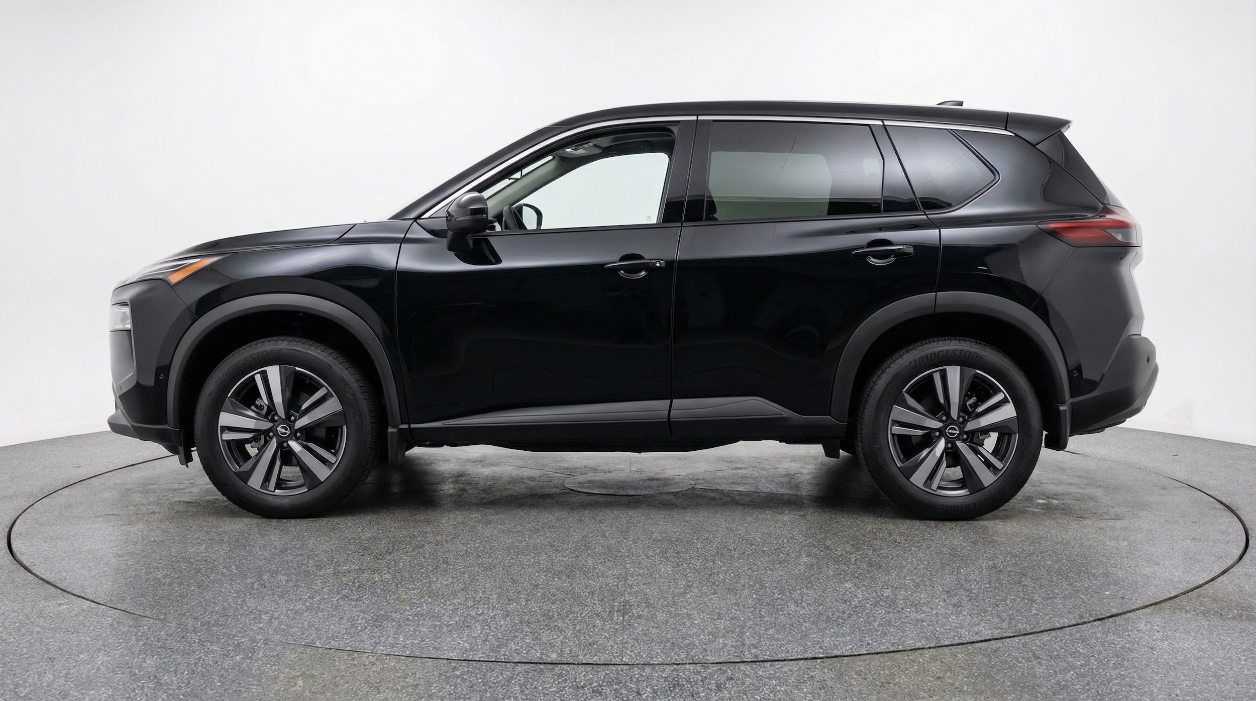 Thumbnail: 2026 Nissan Rogue - 5