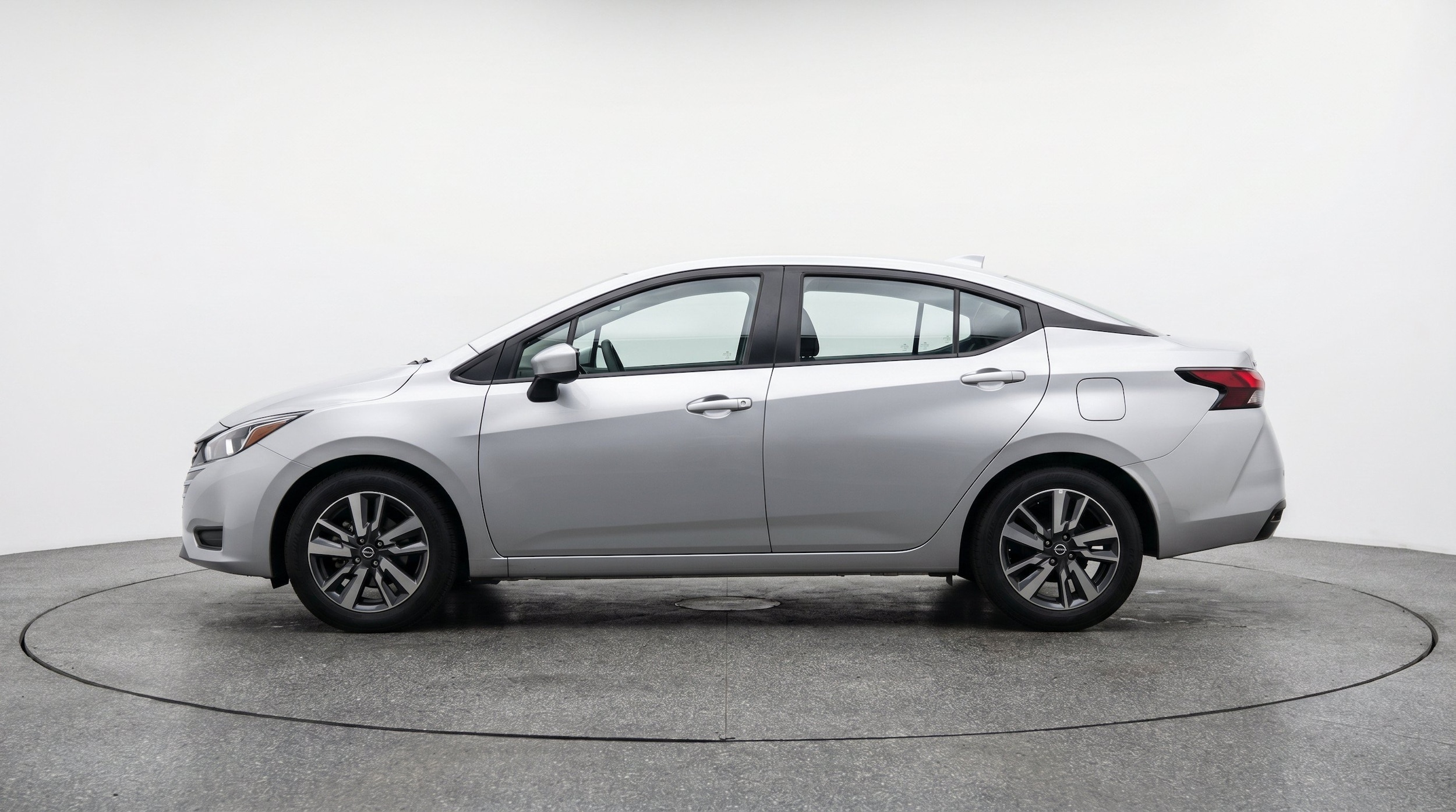 Thumbnail: 2025 Nissan Versa - 5