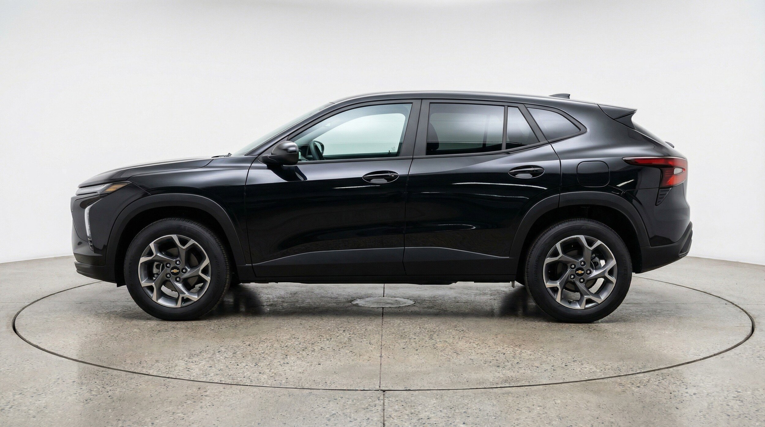 Thumbnail: 2025 Chevrolet Trax - 5