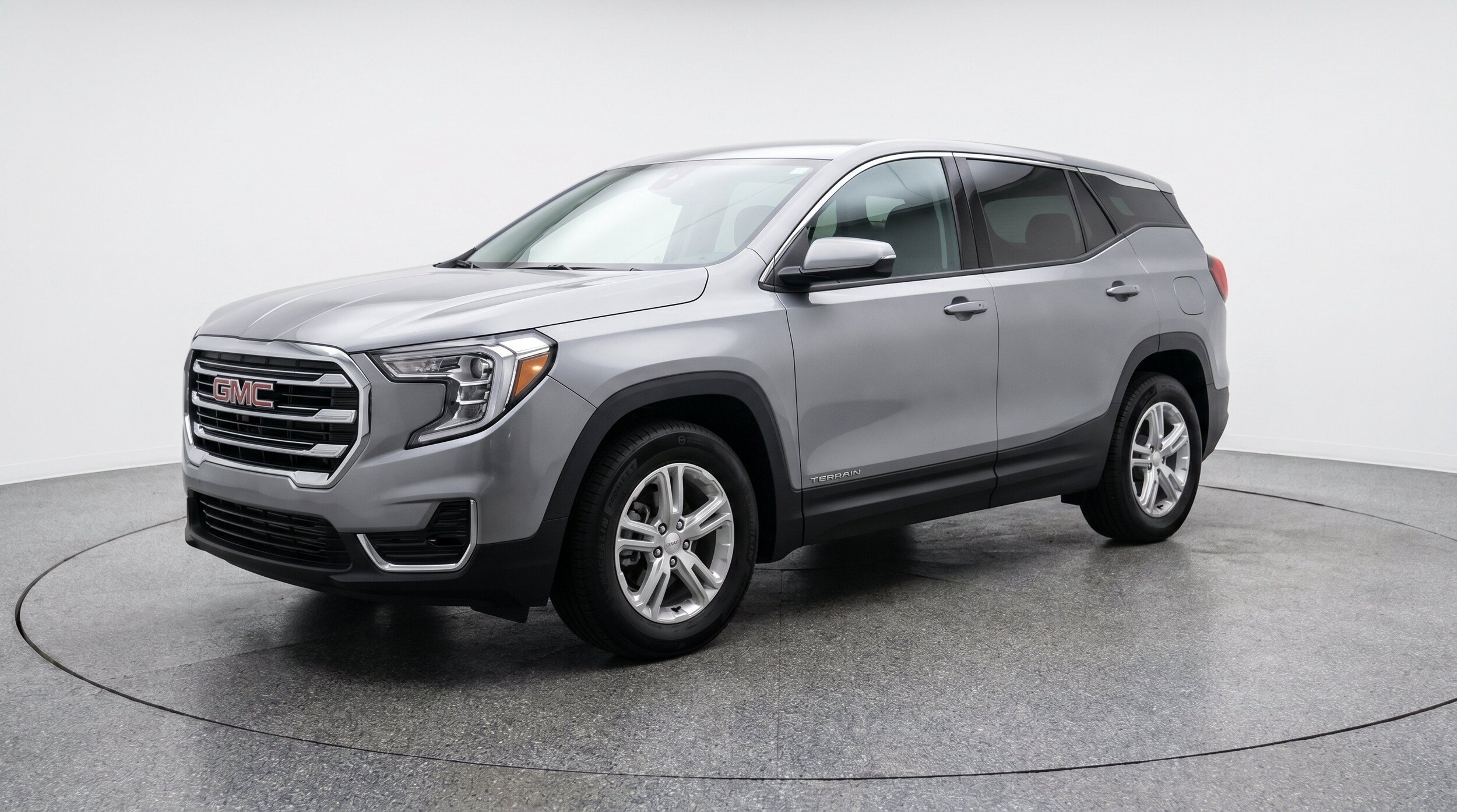 Thumbnail: 2024 GMC Terrain - 3