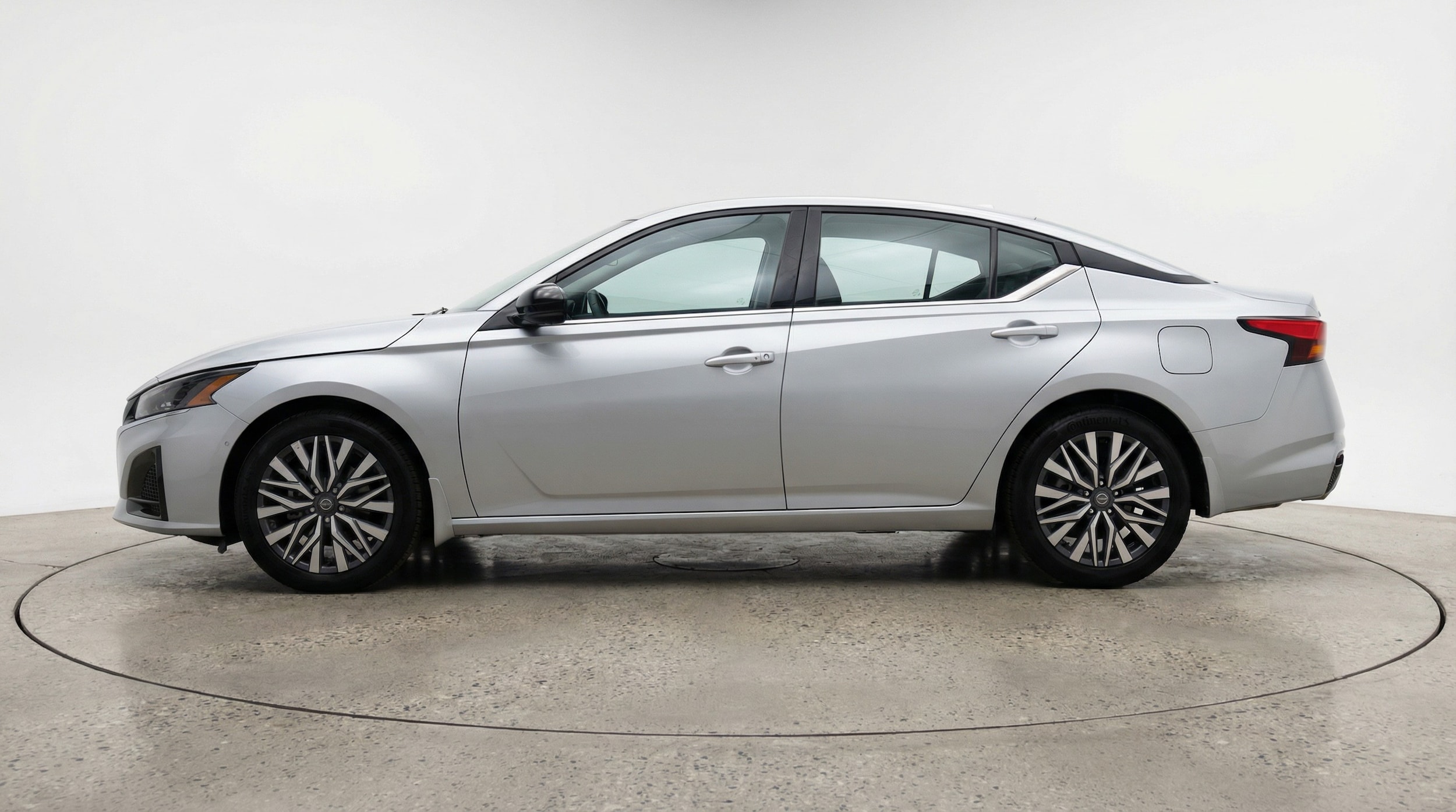 Thumbnail: 2025 Nissan Altima - 4