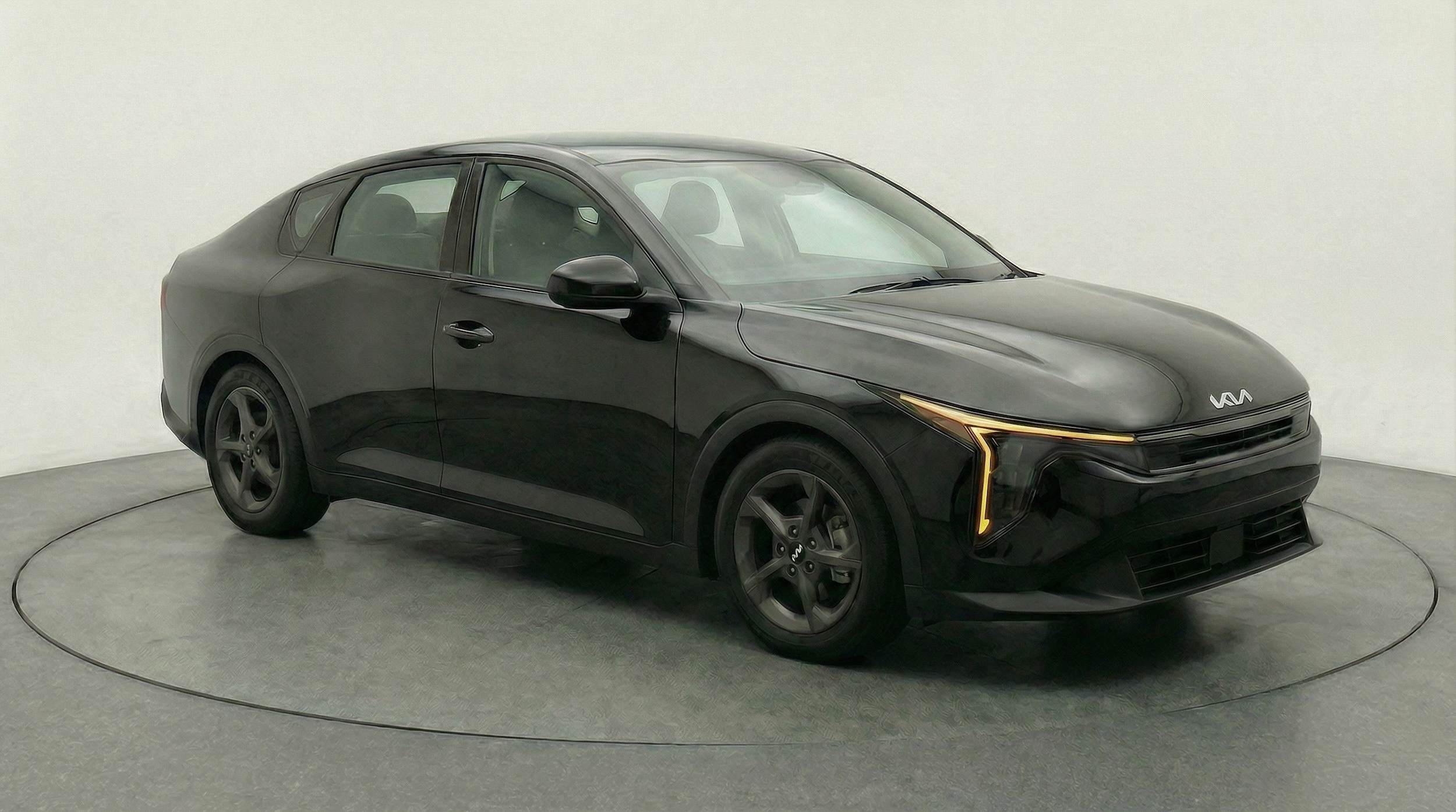 Thumbnail: 2025 Kia K4 - 1