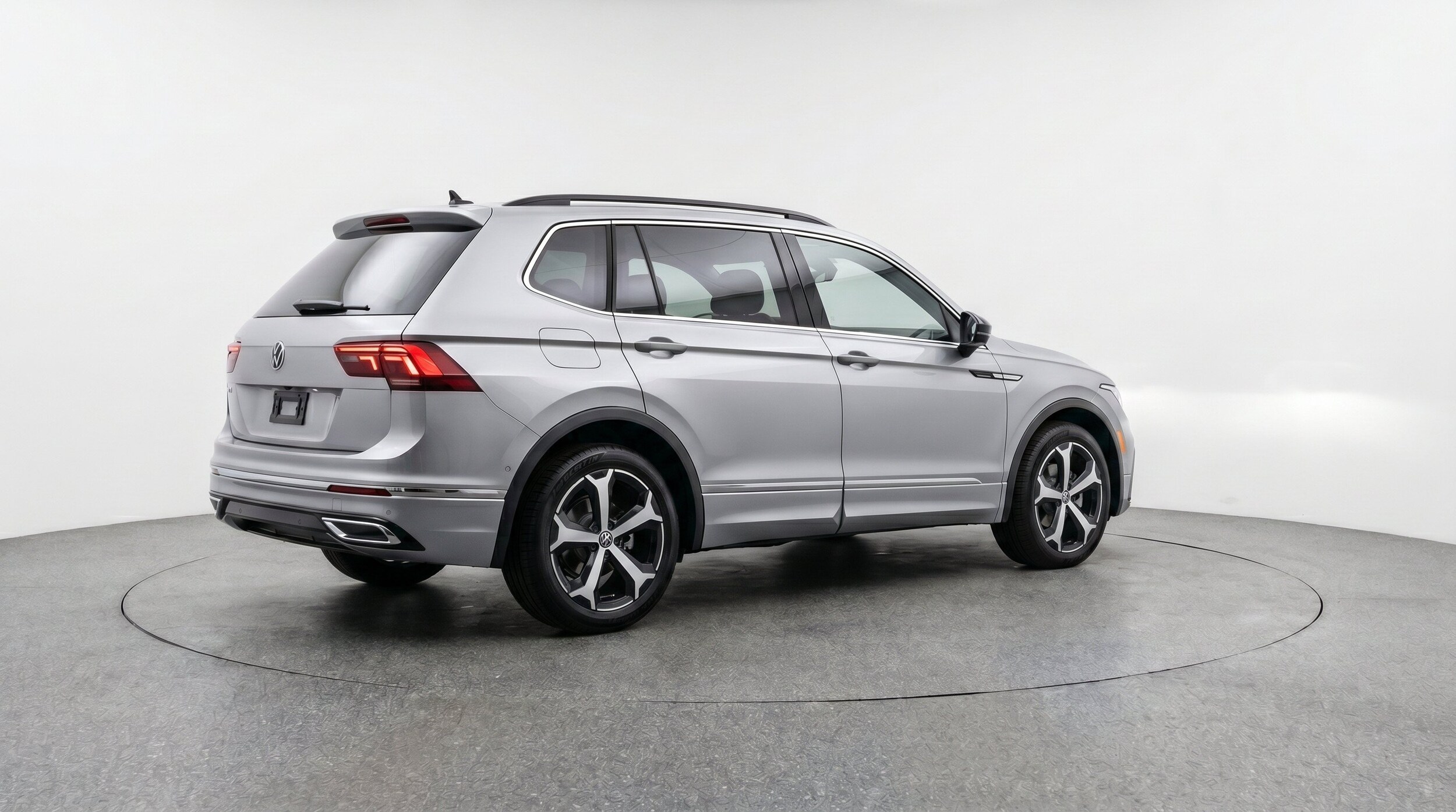 Thumbnail: 2026 Volkswagen Tiguan - 9