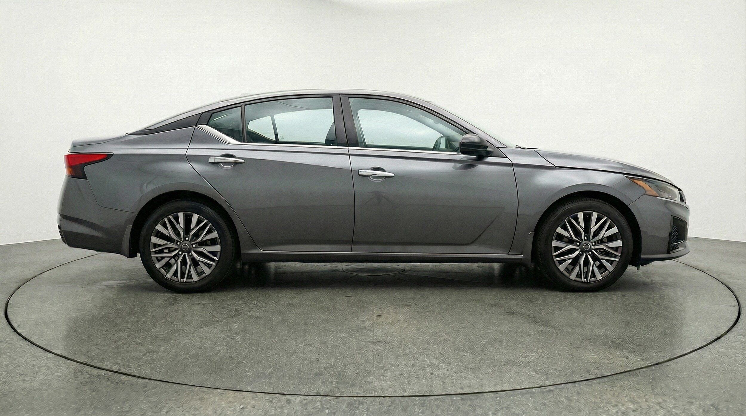 Thumbnail: 2025 Nissan Altima - 8