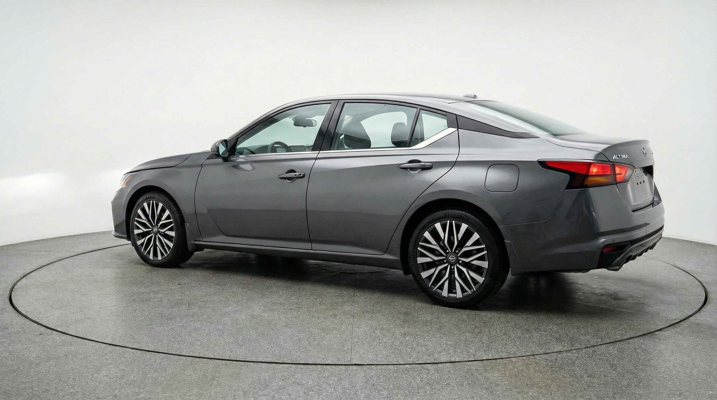 Thumbnail: 2025 Nissan Altima - 6