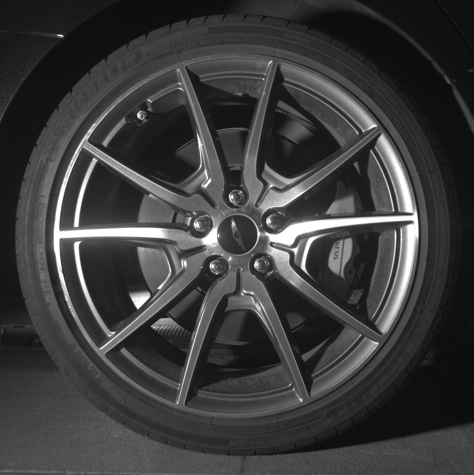 Thumbnail: 2025 Genesis G70 - 12