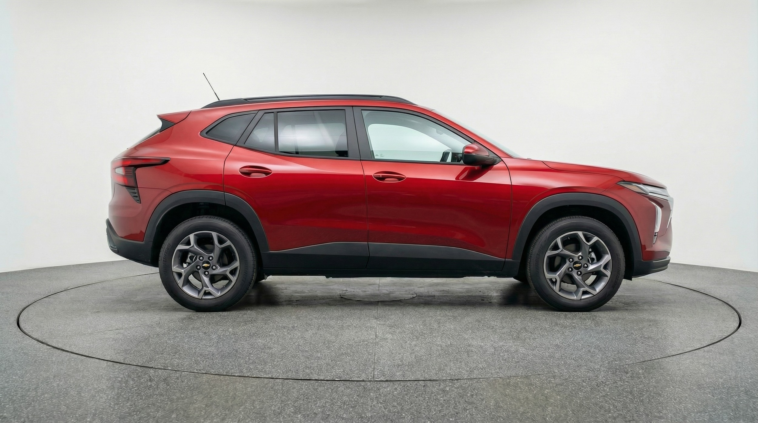 Thumbnail: 2025 Chevrolet Trax - 8