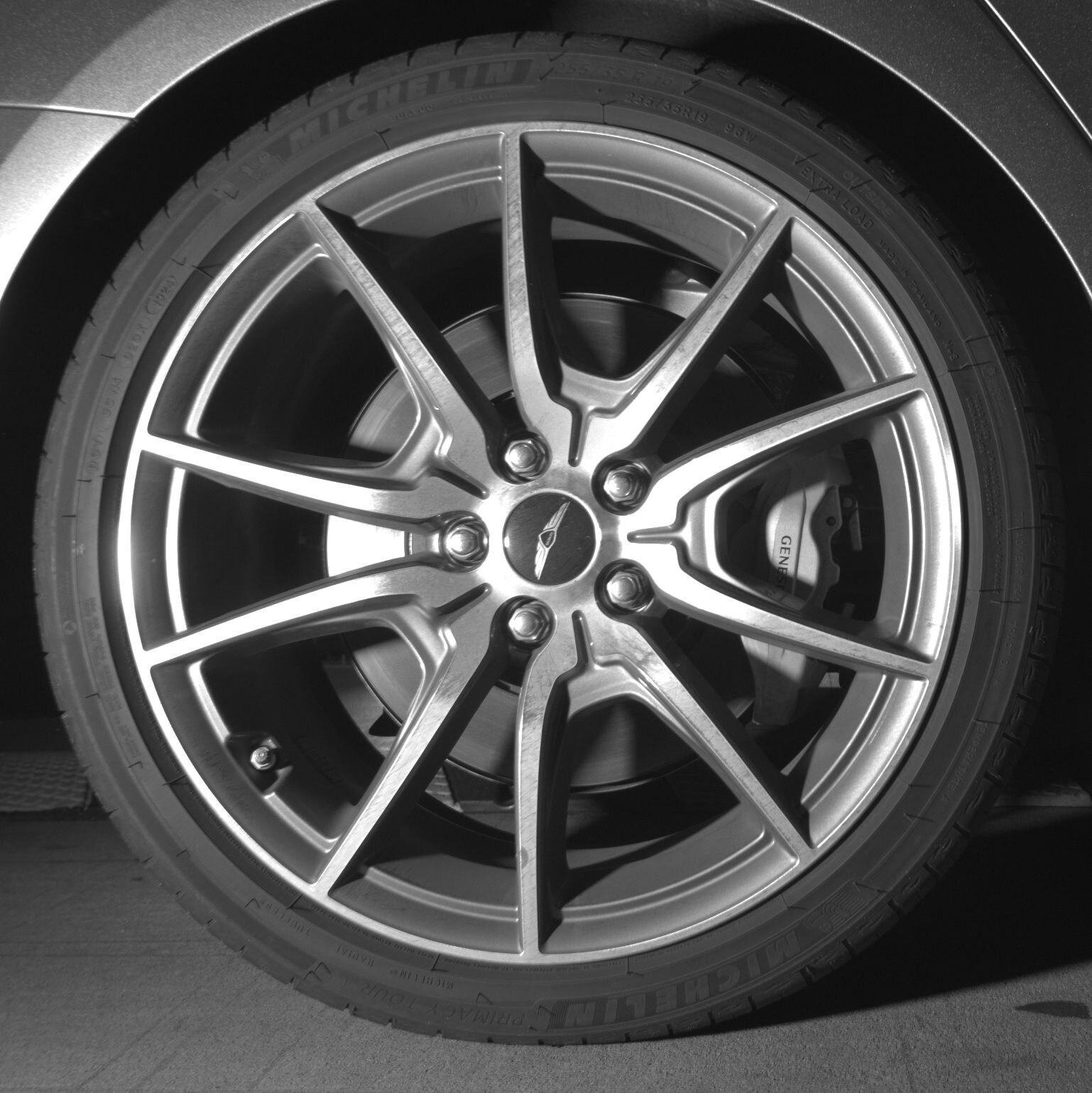 Thumbnail: 2025 Genesis G70 - 12