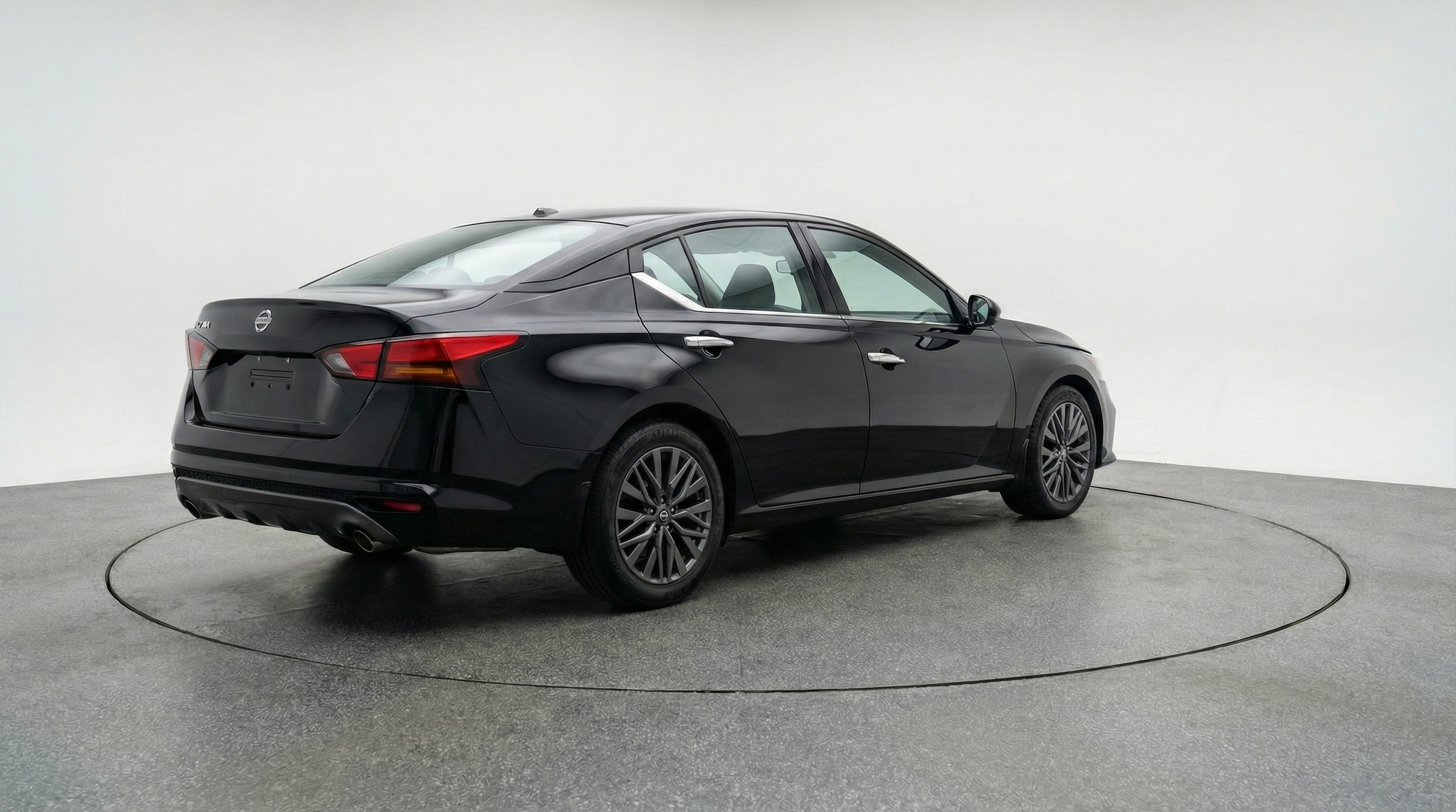 Thumbnail: 2025 Nissan Altima - 7