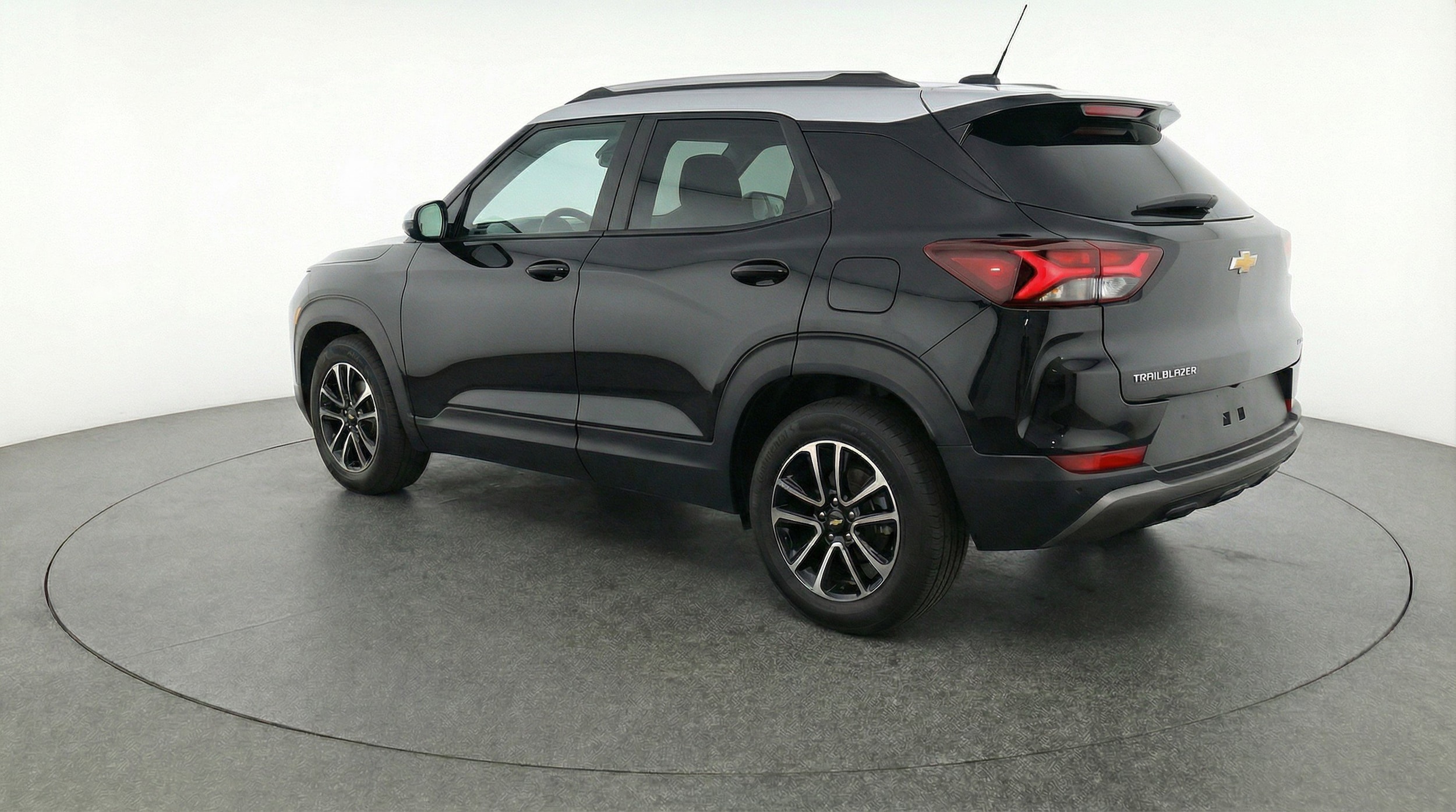 Thumbnail: 2025 Chevrolet TrailBlazer - 6