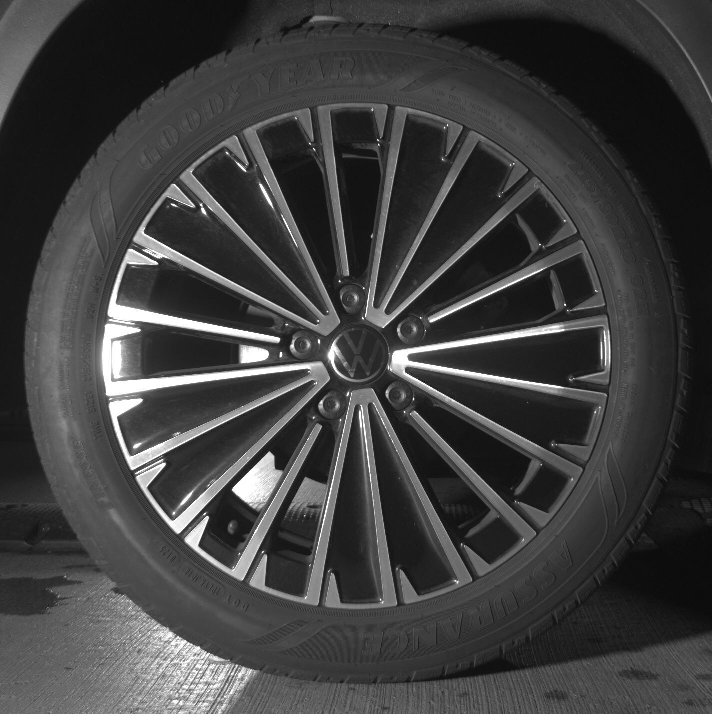 Thumbnail: 2025 Volkswagen Taos - 12