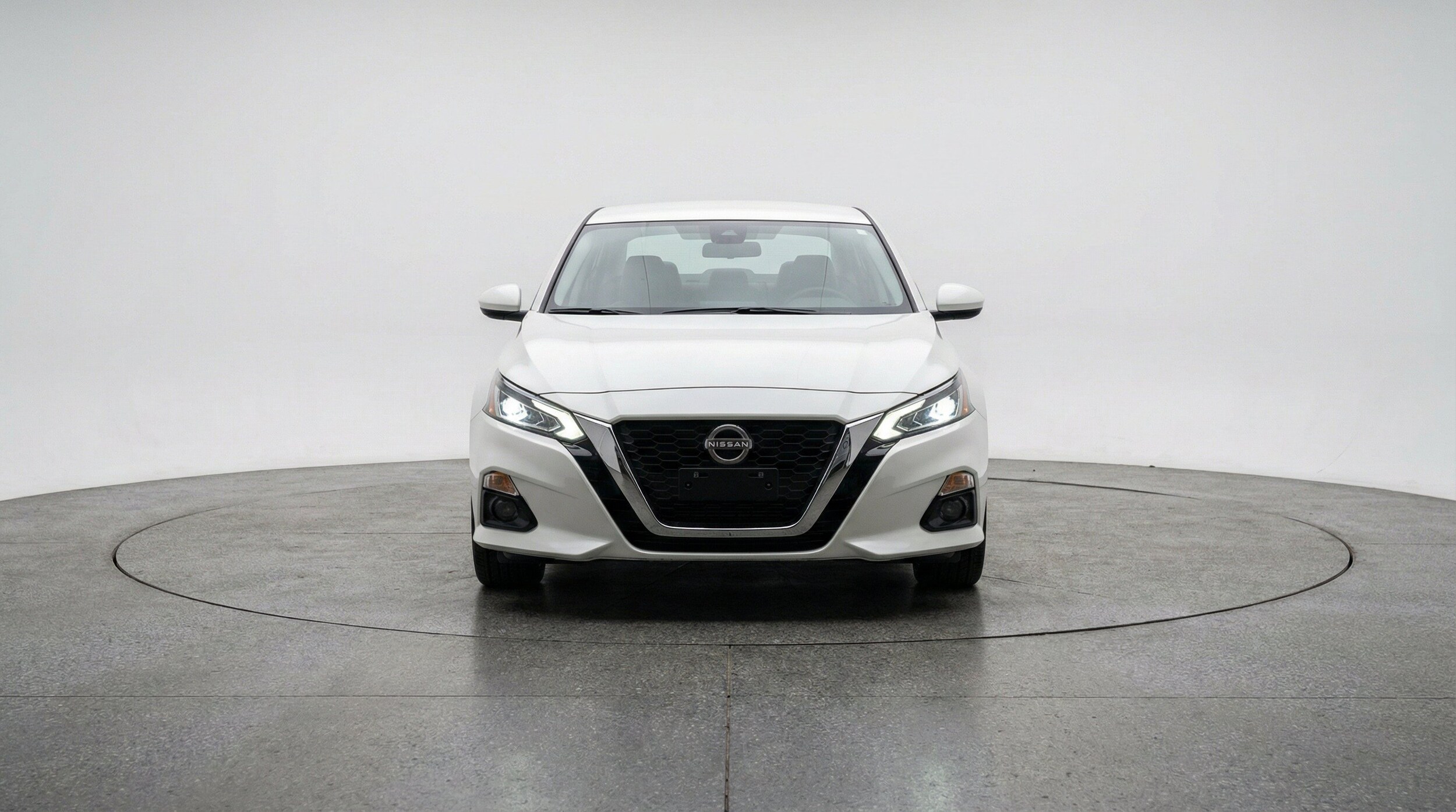 Thumbnail: 2025 Nissan Altima - 2