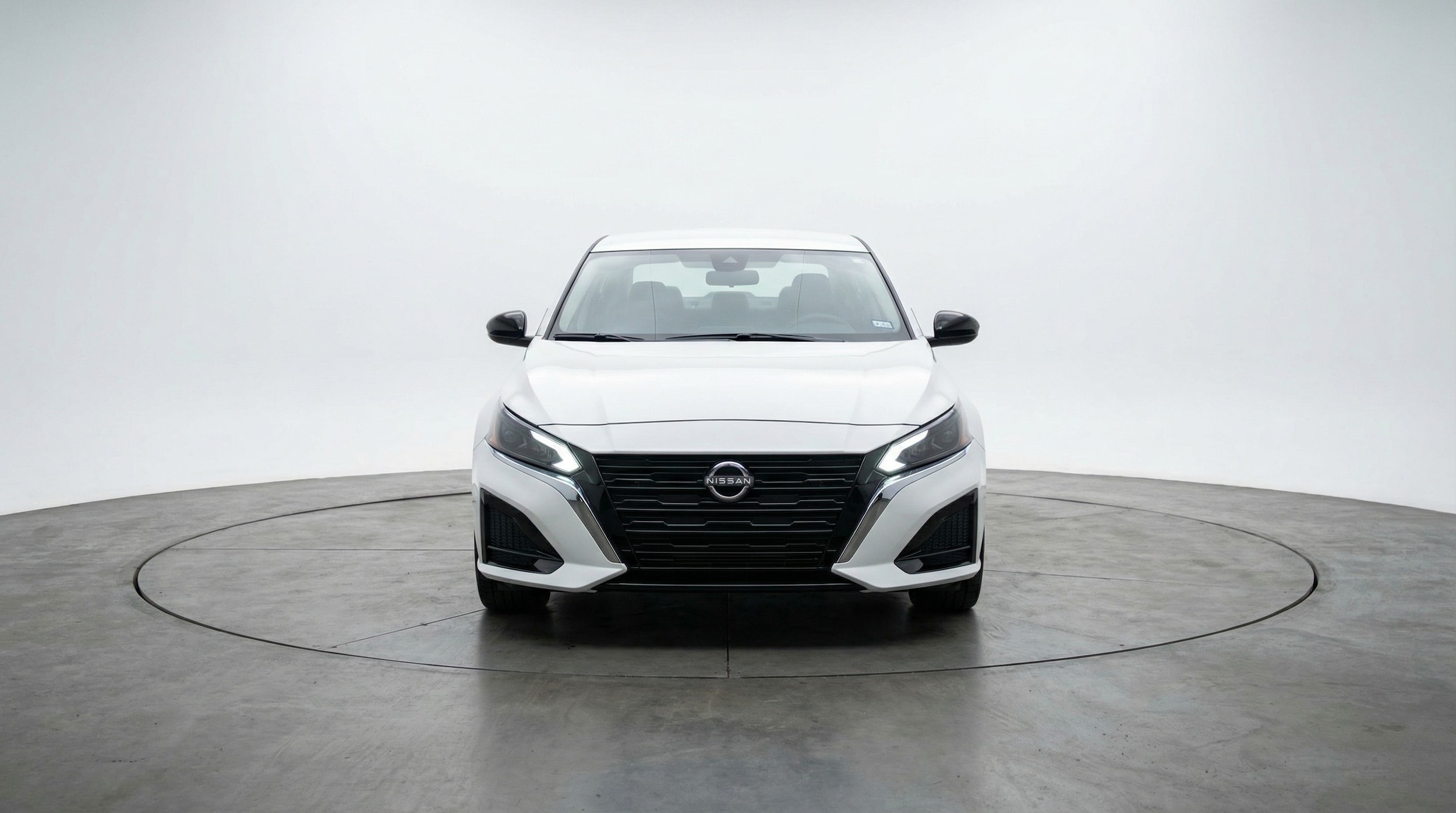 Thumbnail: 2025 Nissan Altima - 2