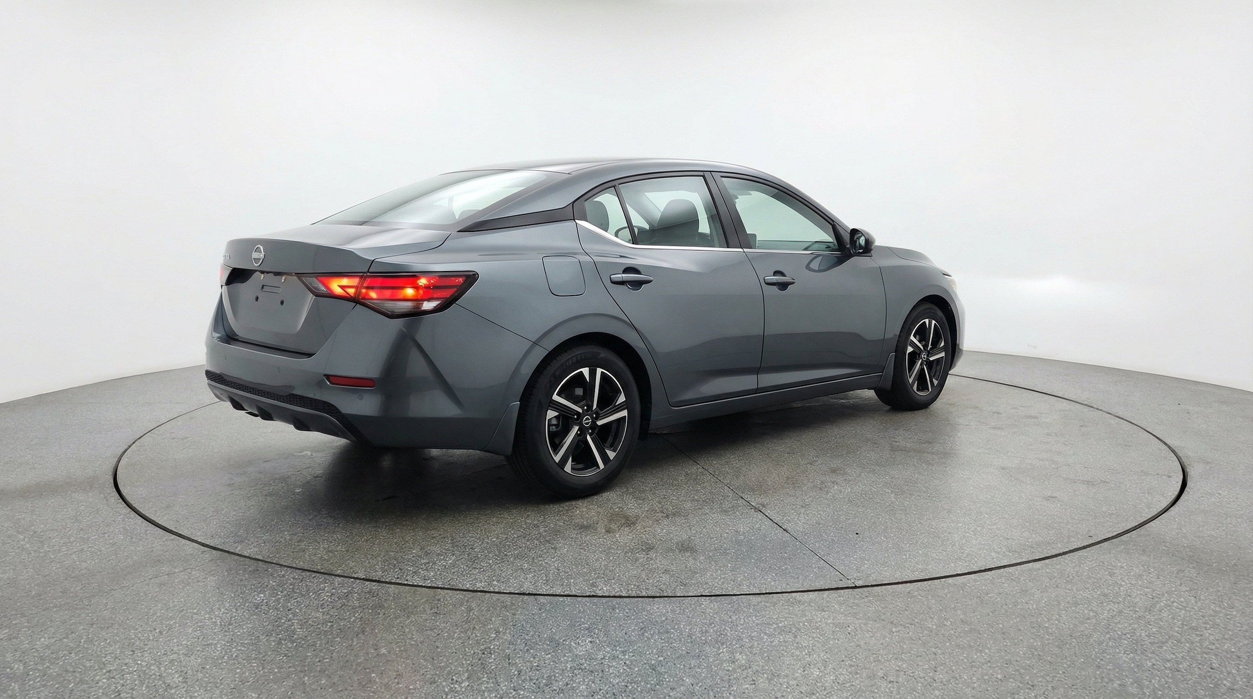 Thumbnail: 2025 Nissan Sentra - 9