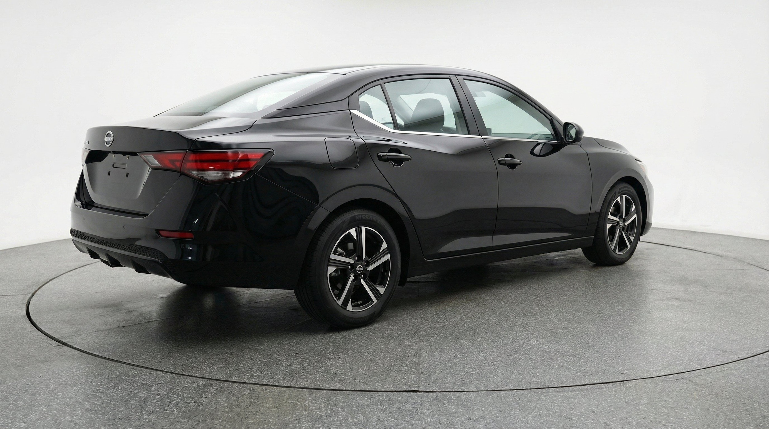 Thumbnail: 2025 Nissan Sentra - 9