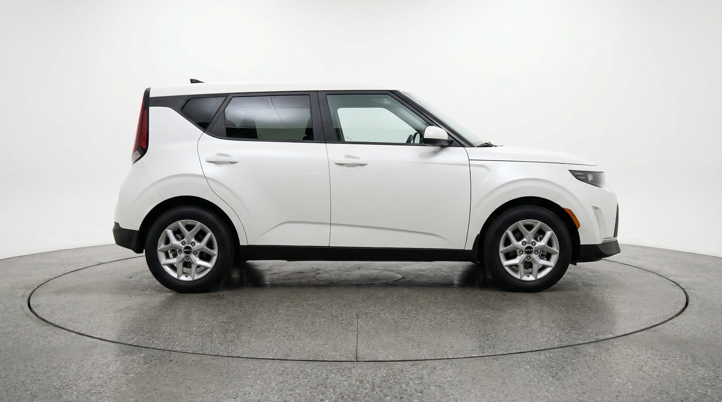 Thumbnail: 2025 Kia Soul - 8