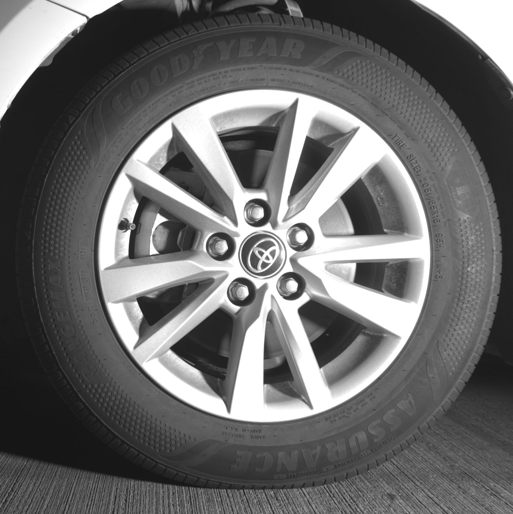 Thumbnail: 2025 Toyota Camry - 9