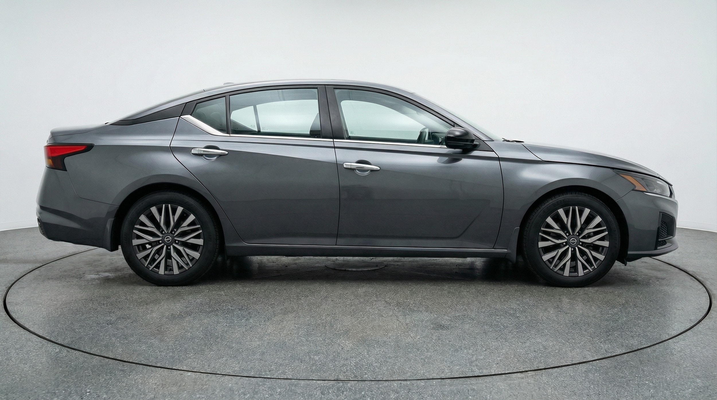 Thumbnail: 2025 Nissan Altima - 8