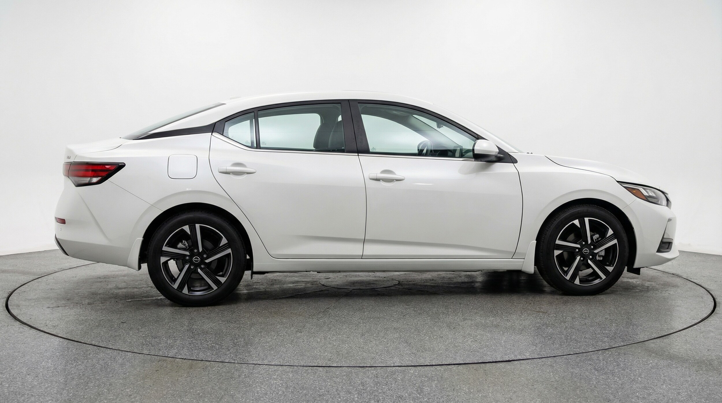 Thumbnail: 2025 Nissan Sentra - 8