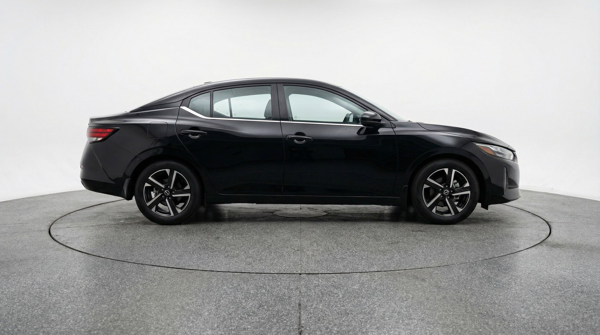 Thumbnail: 2025 Nissan Sentra - 11