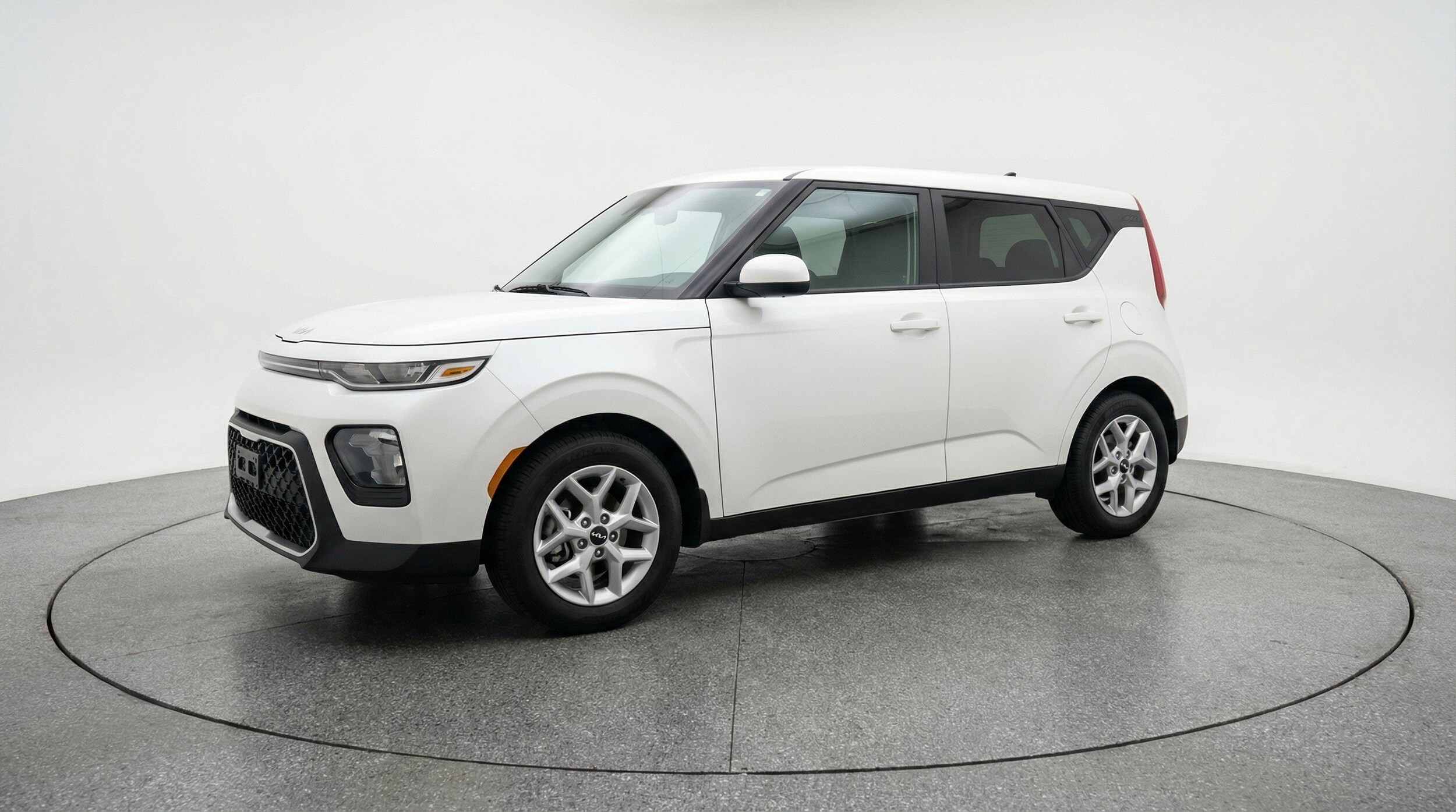 Thumbnail: 2025 Kia Soul - 3