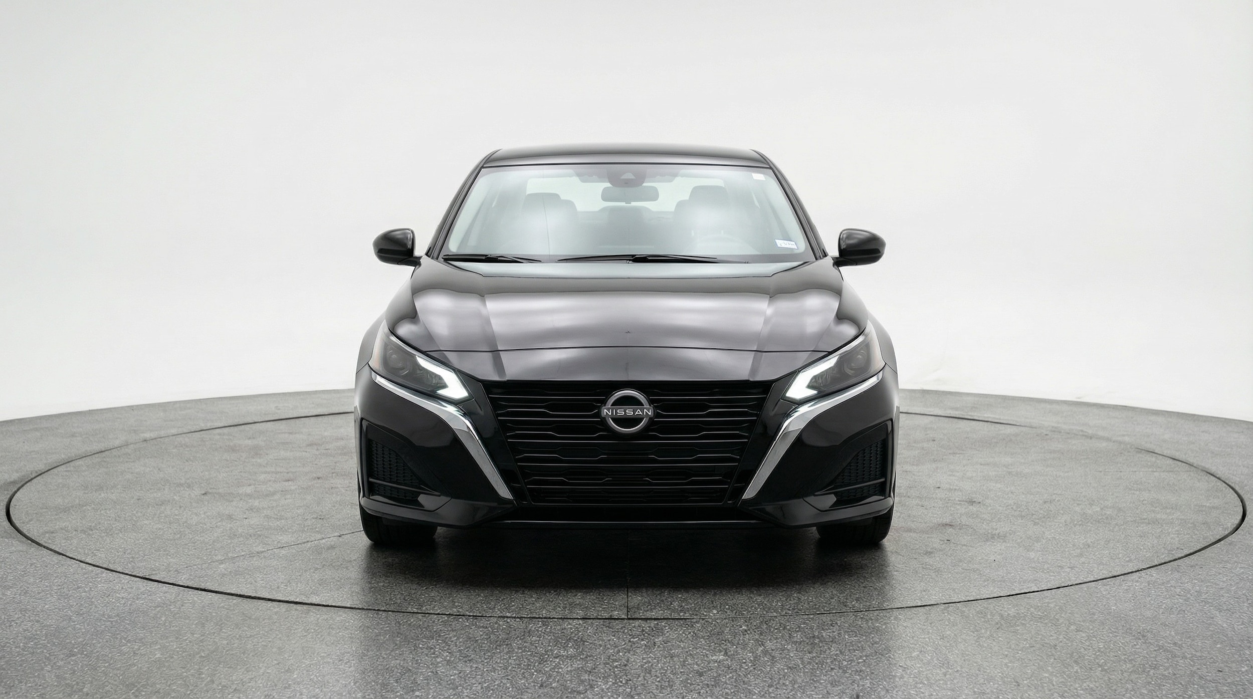 Thumbnail: 2025 Nissan Altima - 2