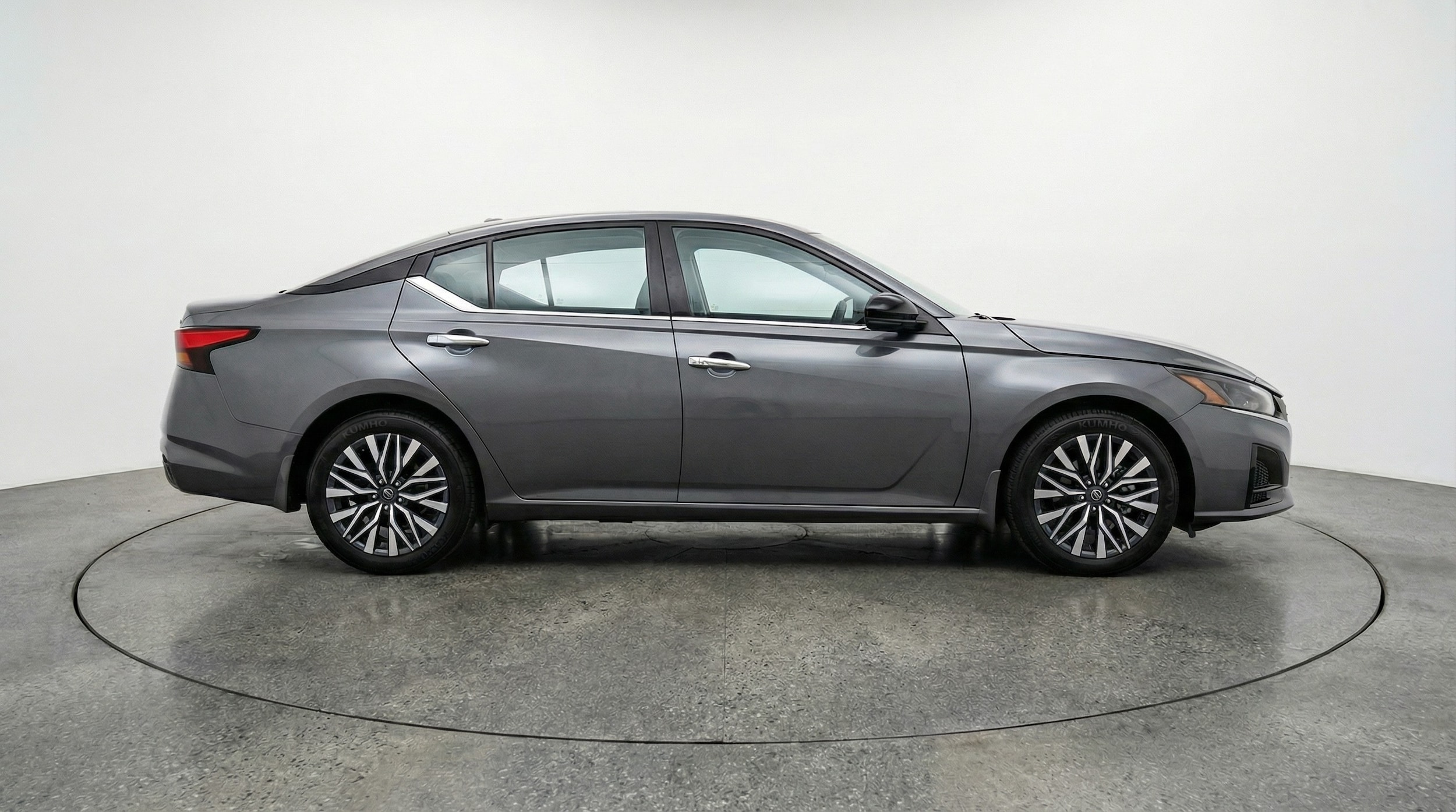 Thumbnail: 2025 Nissan Altima - 8