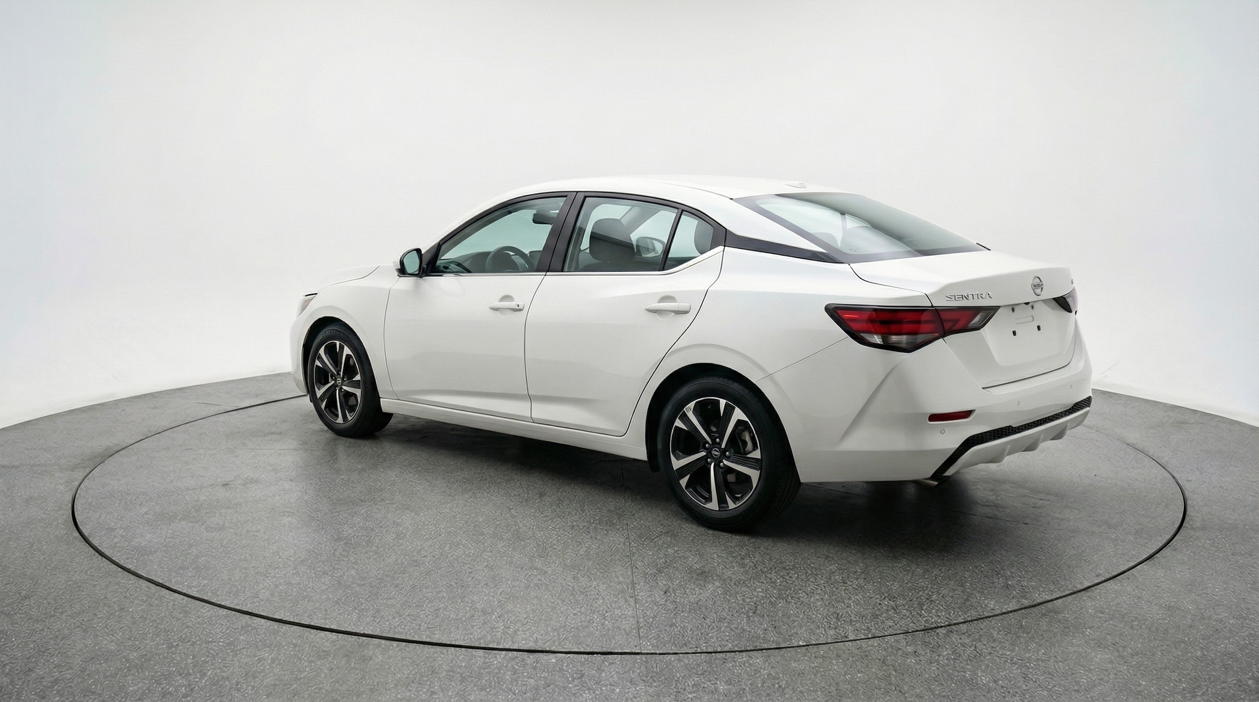 Thumbnail: 2025 Nissan Sentra - 5