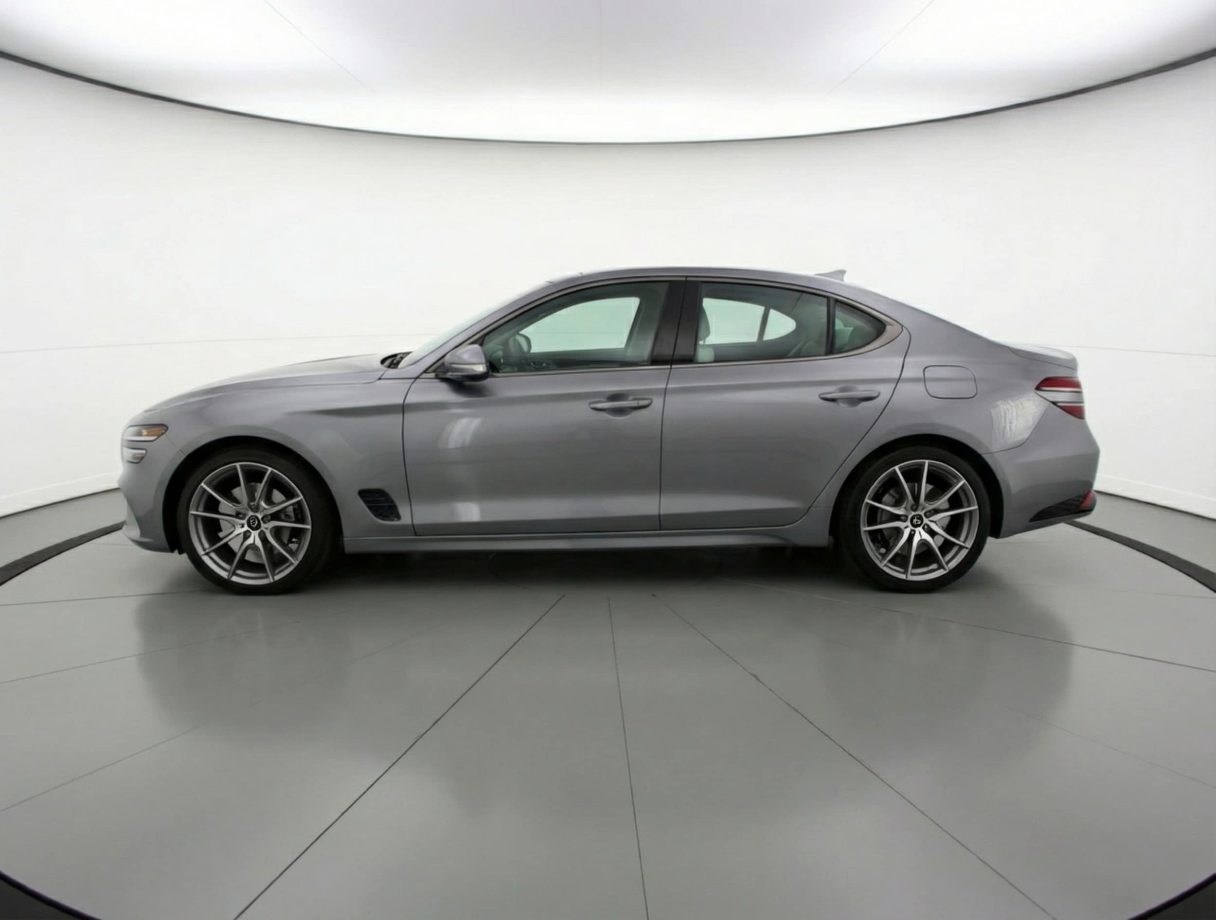 Thumbnail: 2025 Genesis G70 - 4