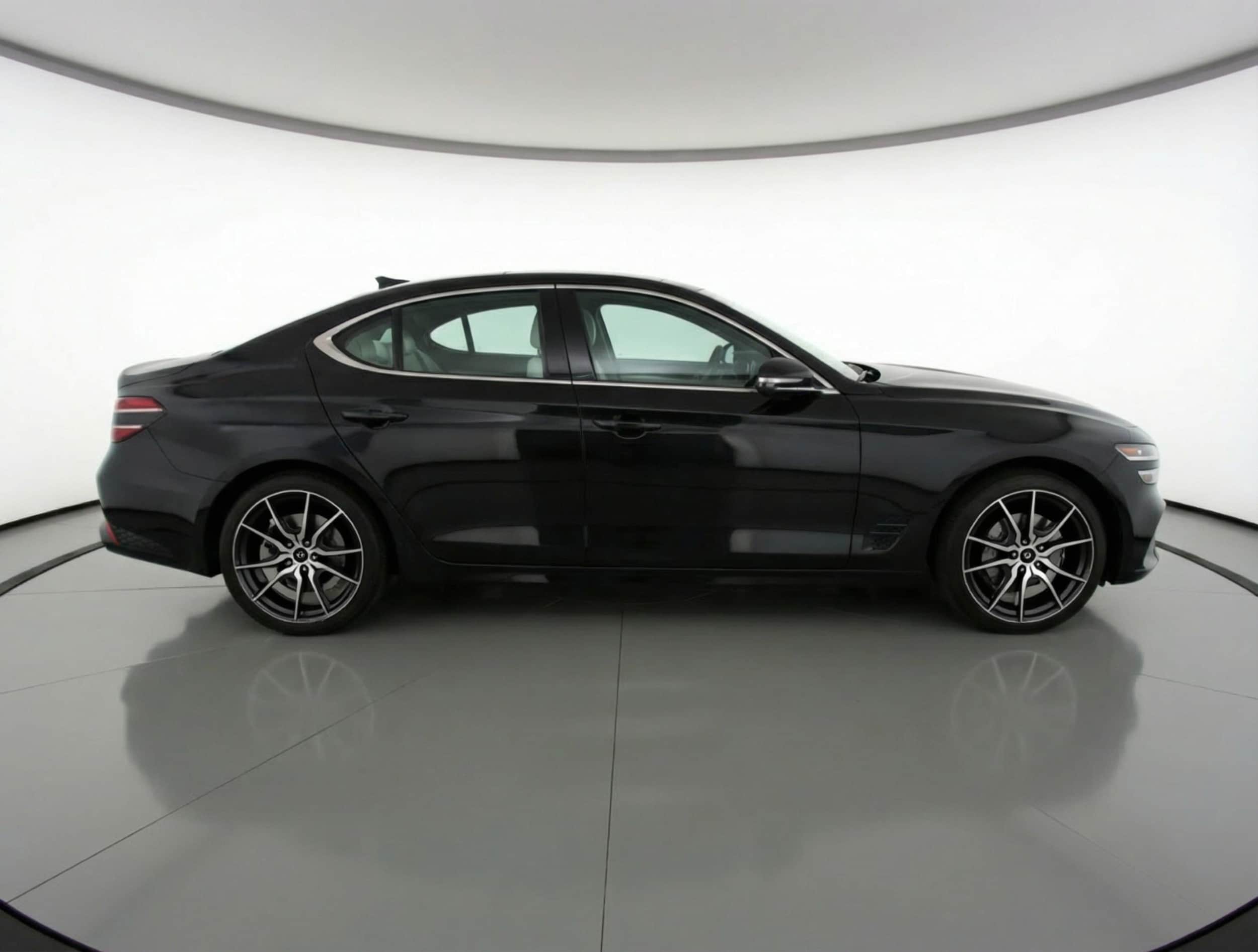 Thumbnail: 2025 Genesis G70 - 8