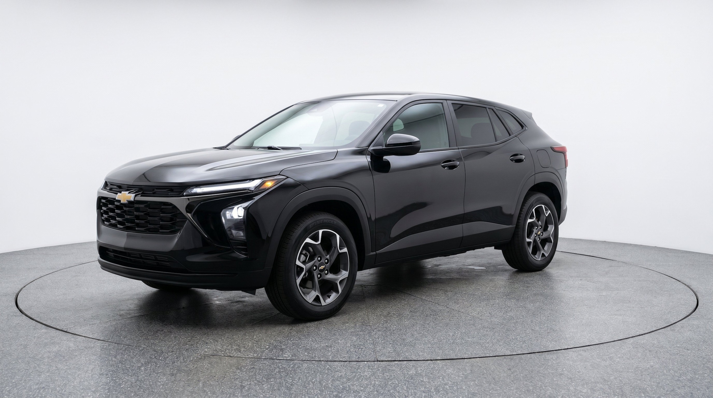 Thumbnail: 2025 Chevrolet Trax - 3