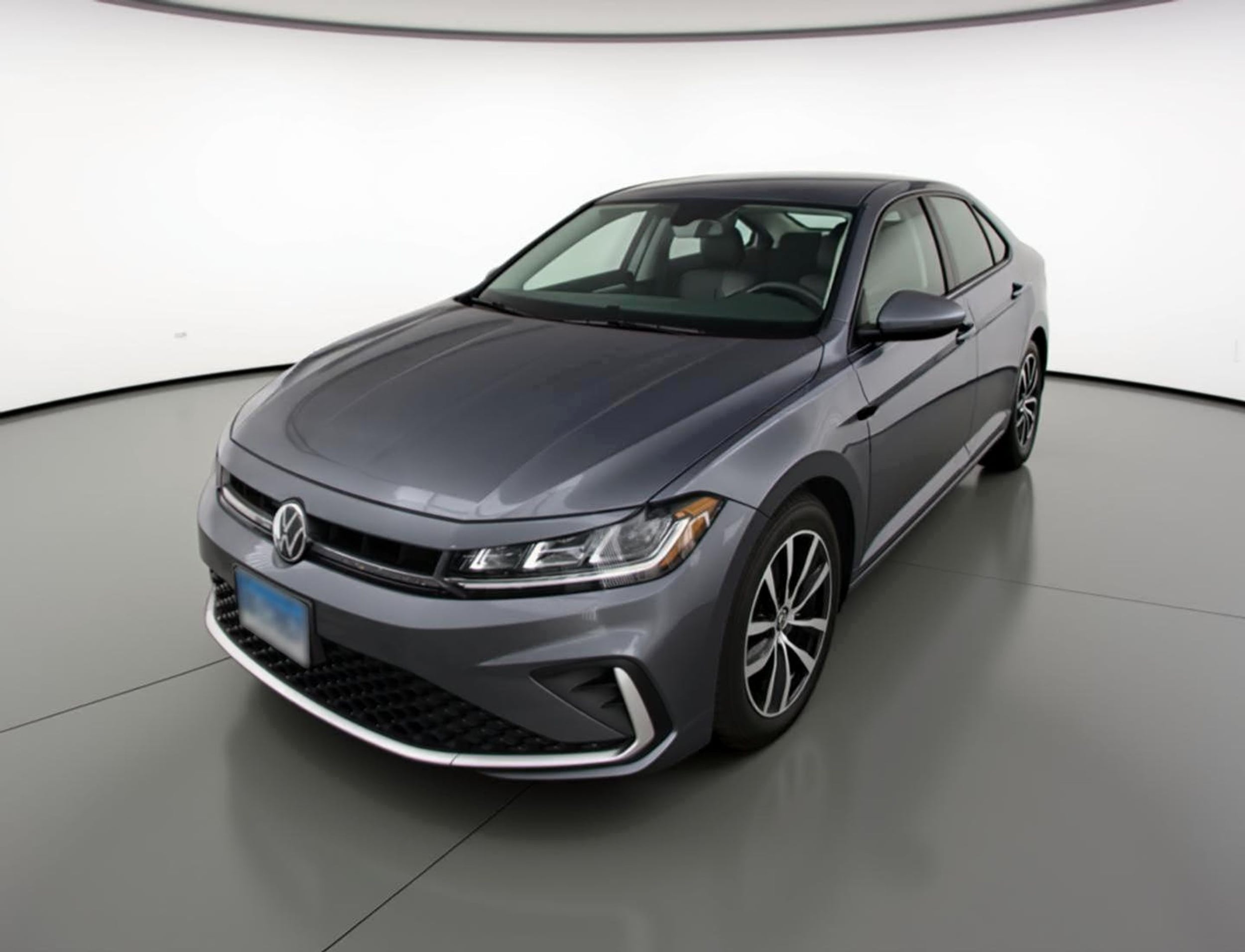 Thumbnail: 2025 Volkswagen Jetta - 3