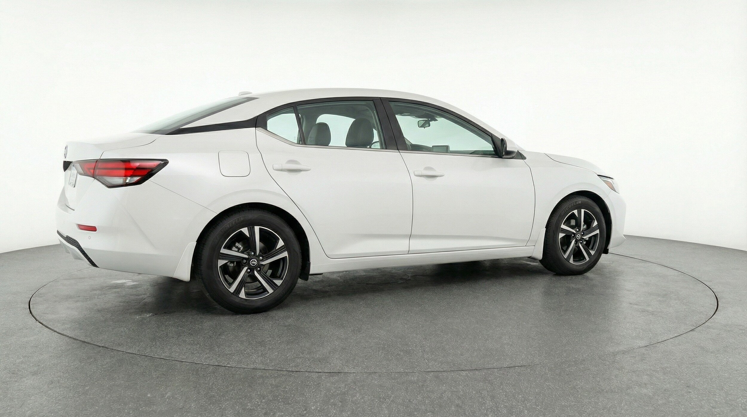 Thumbnail: 2025 Nissan Sentra - 9