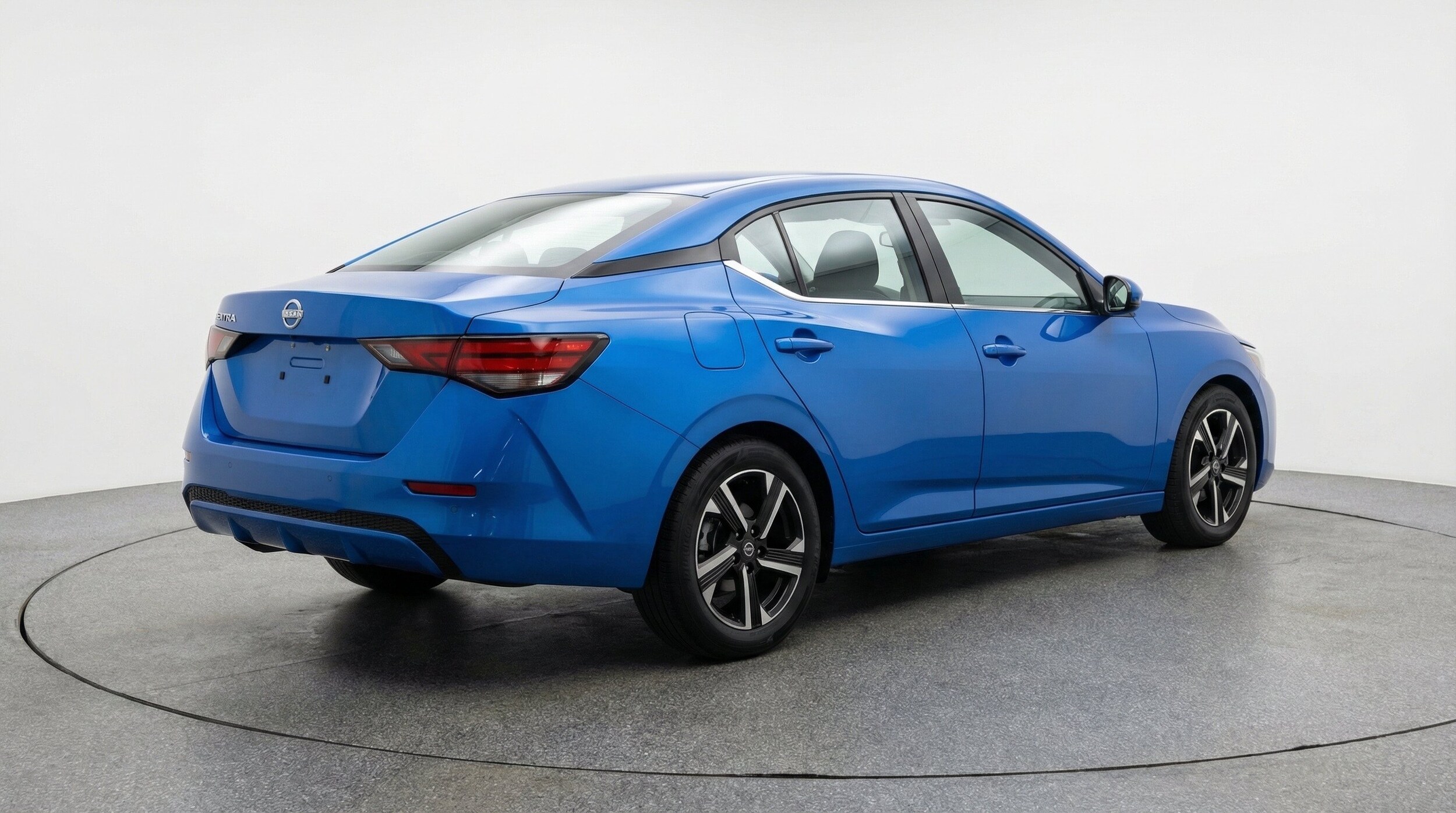 Thumbnail: 2025 Nissan Sentra - 9