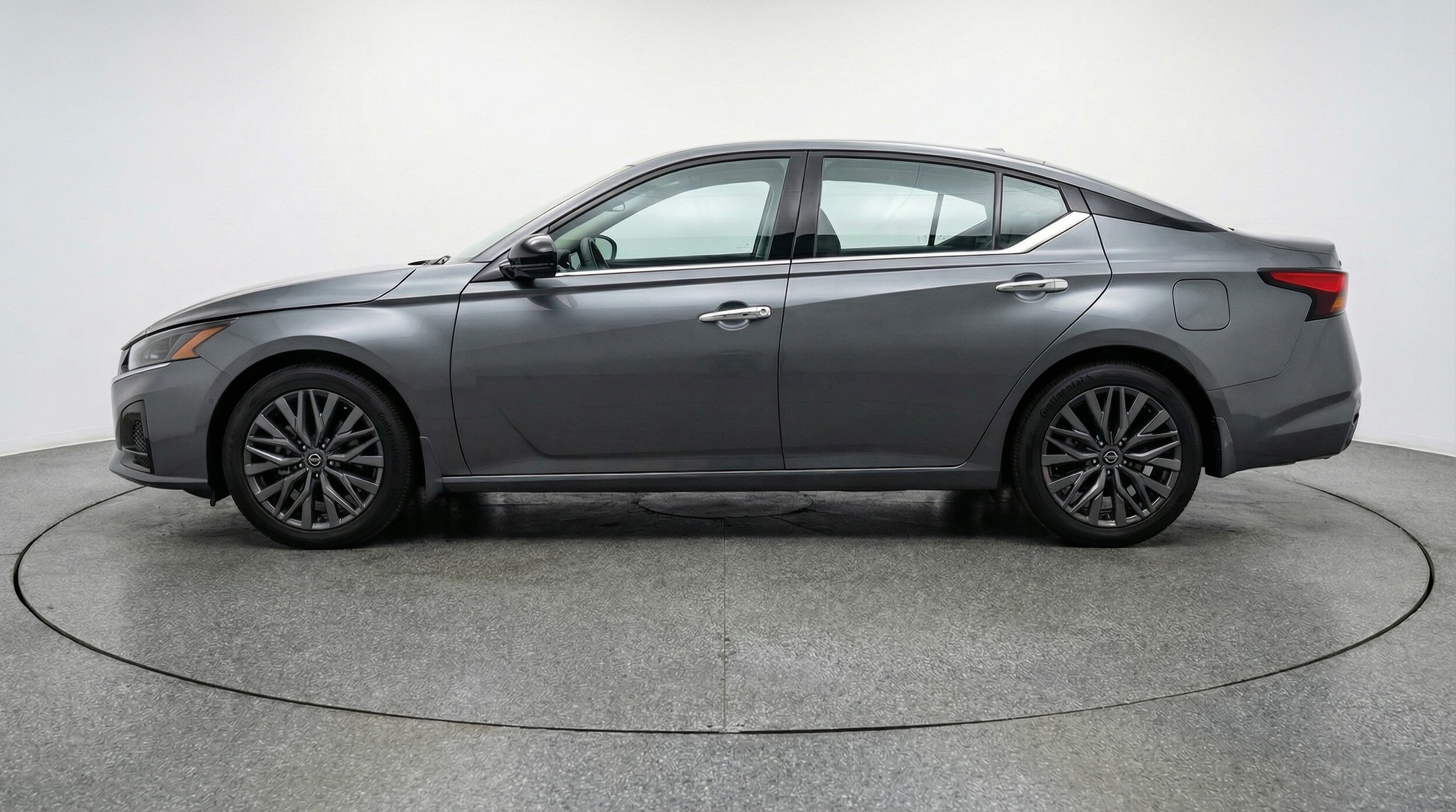 Thumbnail: 2025 Nissan Altima - 4