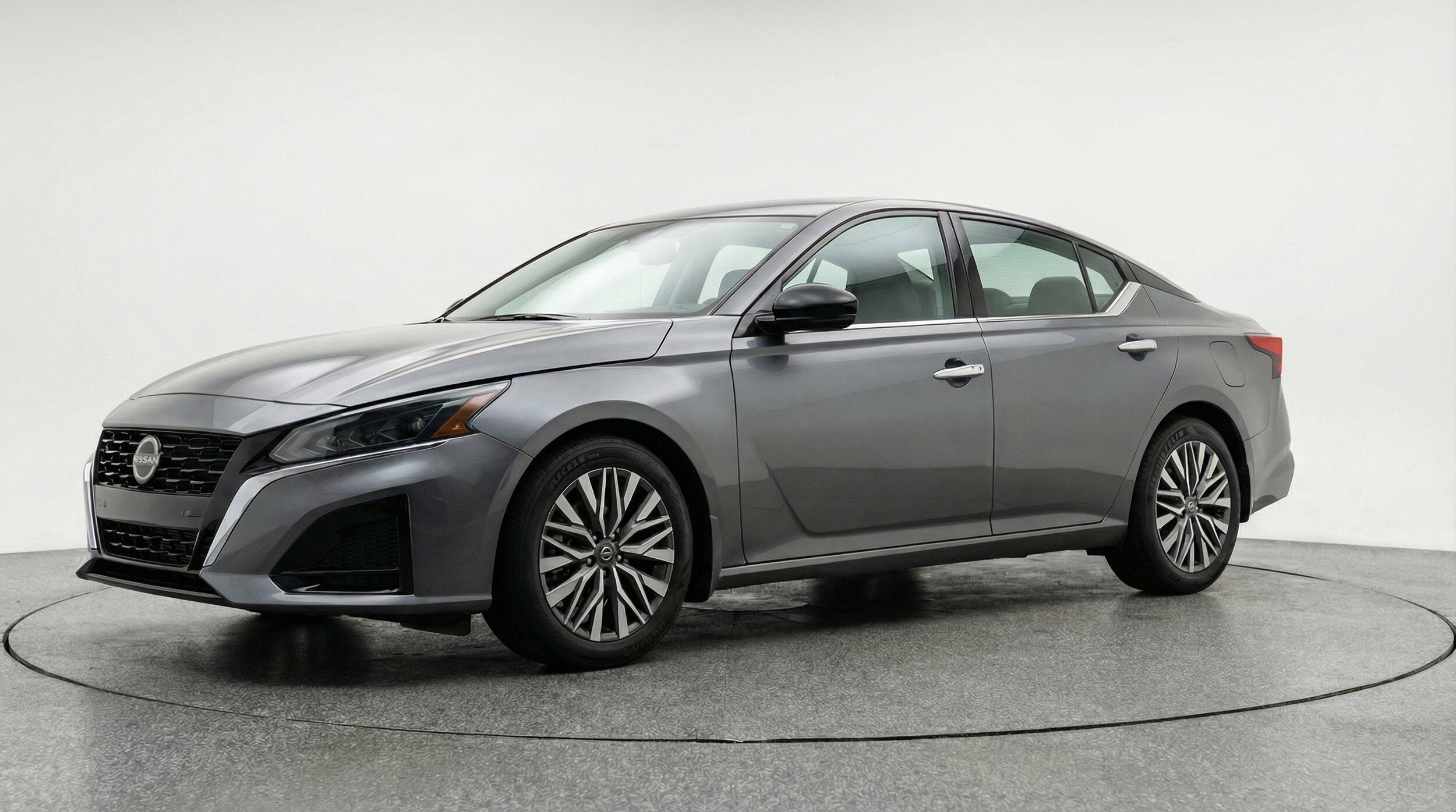 Thumbnail: 2025 Nissan Altima - 3